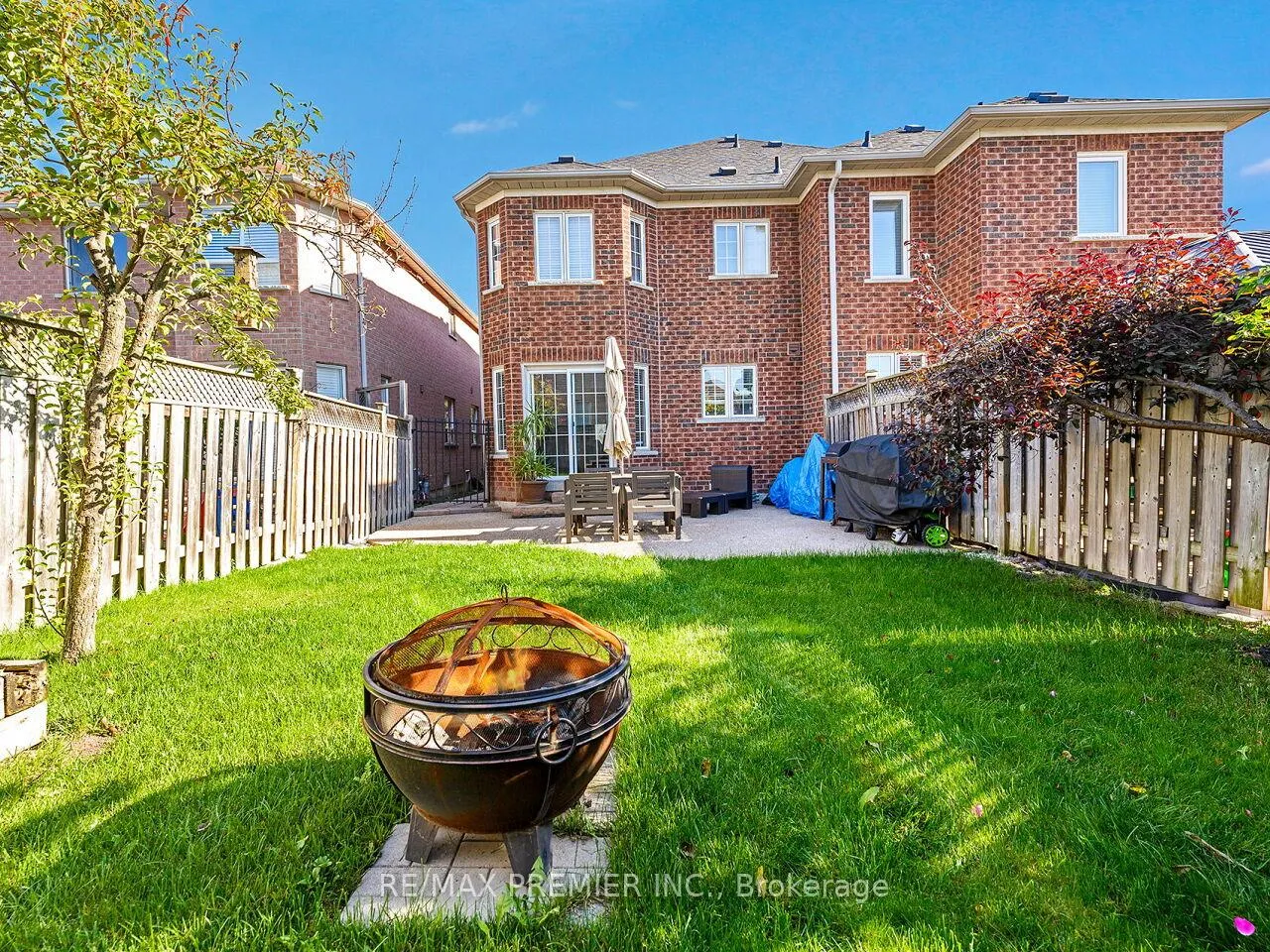 Photo 36 of 104 Humbershed Crescent, Caledon, Bolton West — HOMEH
