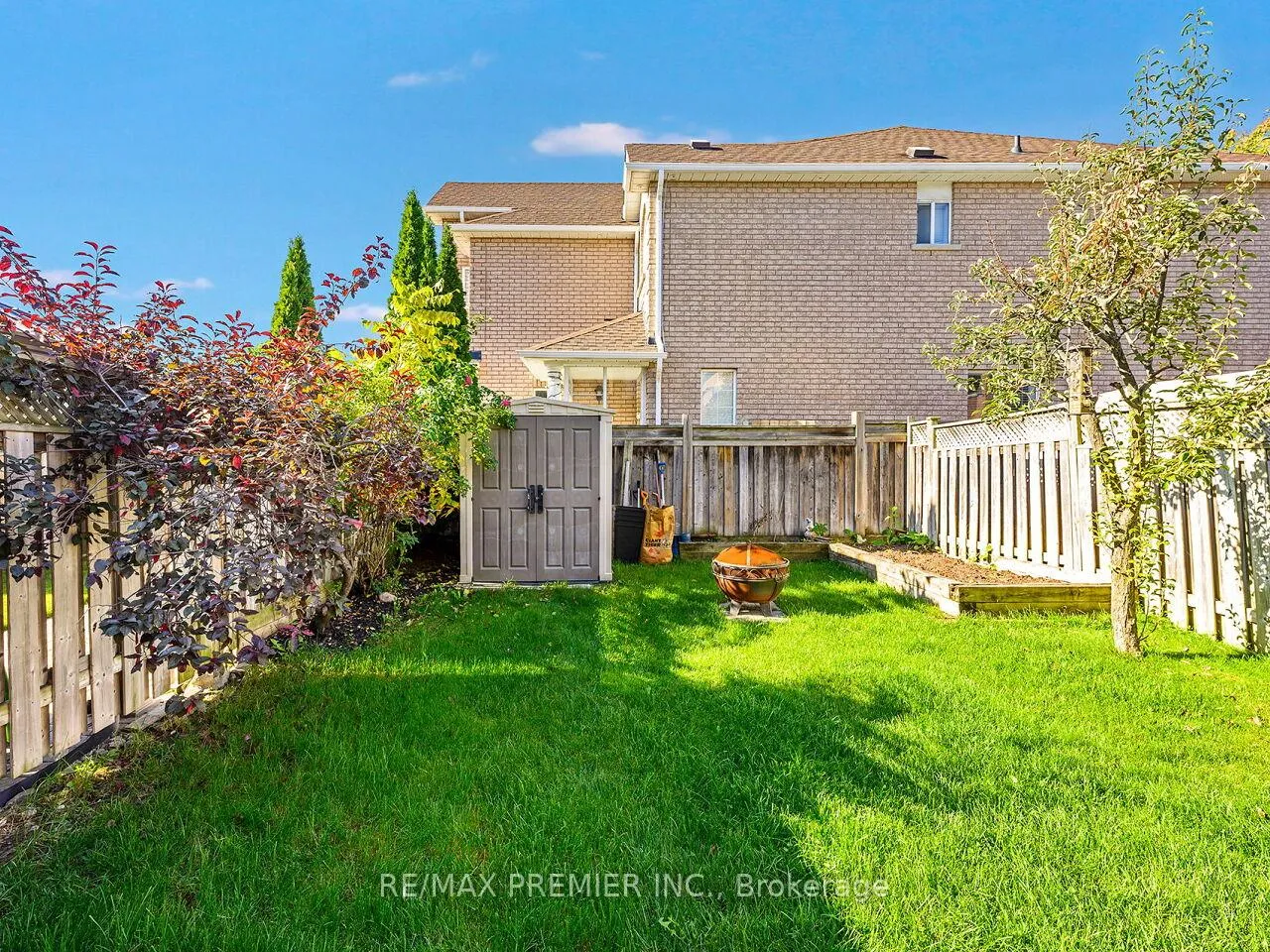 Photo 40 of 104 Humbershed Crescent, Caledon, Bolton West — HOMEH