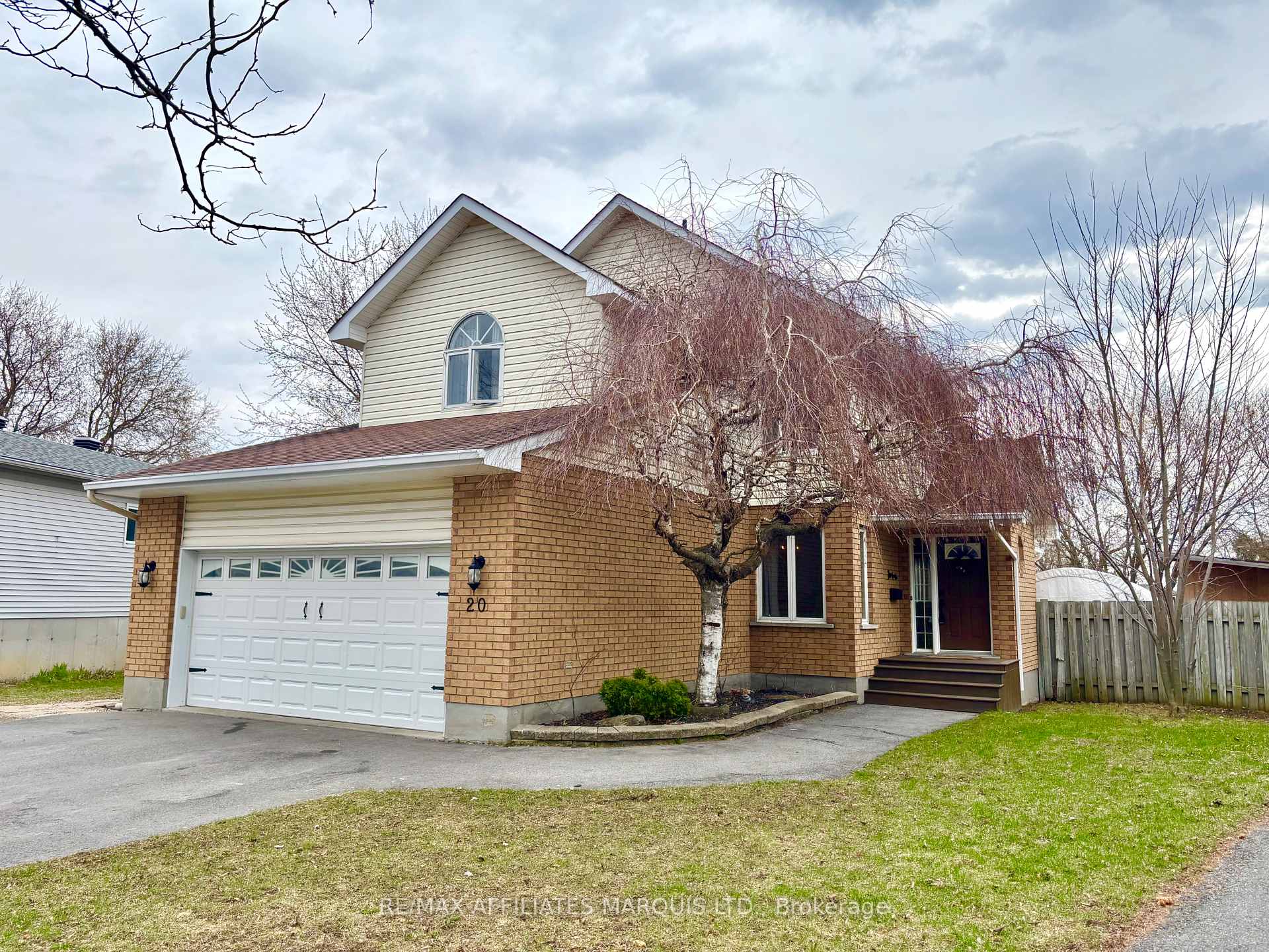 Front of 20 Forestdale Crescent