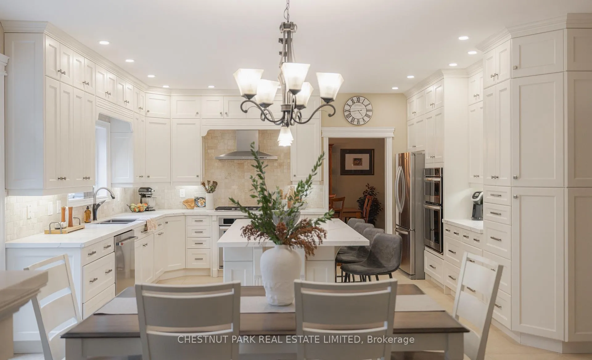 Photo 10 of 6 Oakview Place, Uxbridge — HOMEH