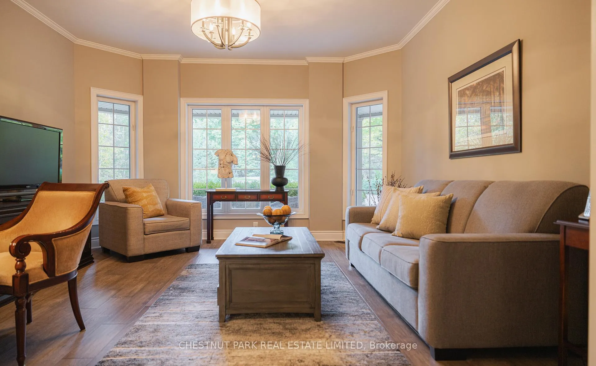 Photo 13 of 6 Oakview Place, Uxbridge — HOMEH