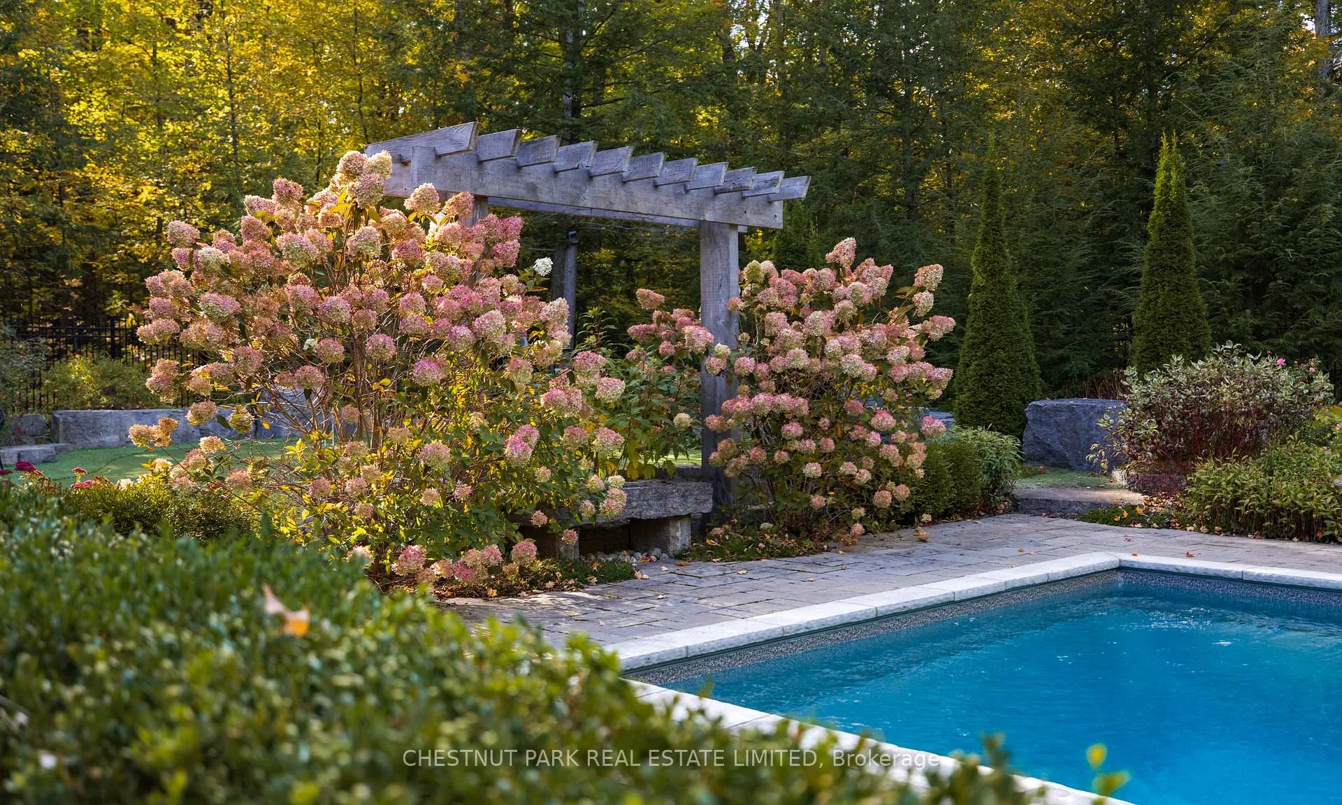 Photo 36 of 6 Oakview Place, Uxbridge — HOMEH