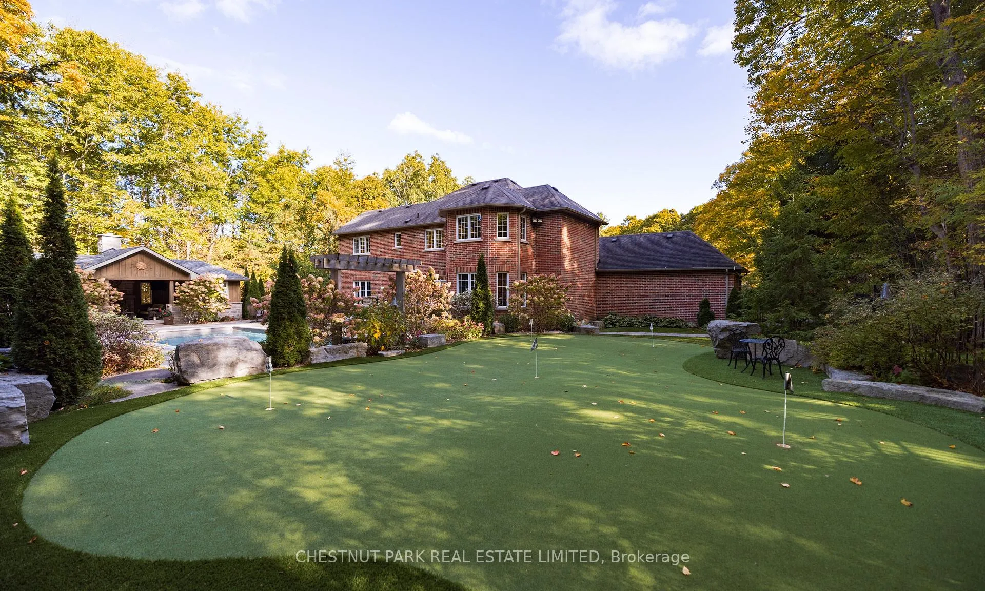 Photo 38 of 6 Oakview Place, Uxbridge — HOMEH