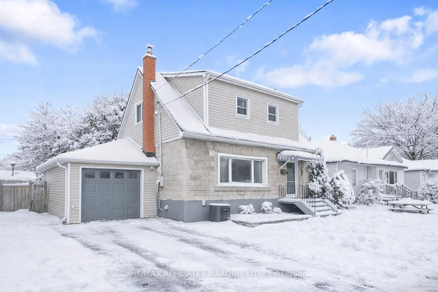 Photo 1 of 1006 Second Street E, Cornwall — HOMEH