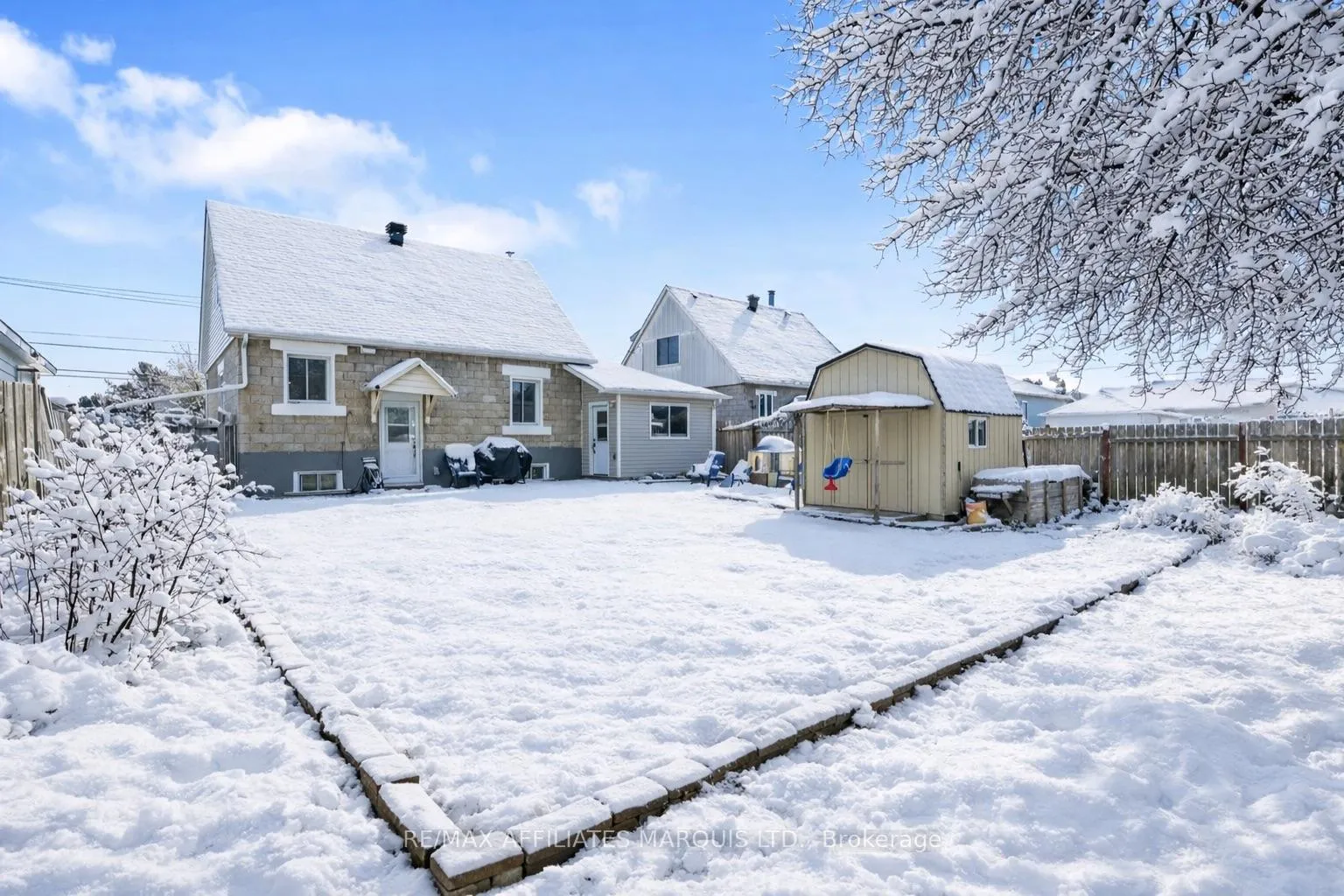 Photo 2 of 1006 Second Street E, Cornwall — HOMEH