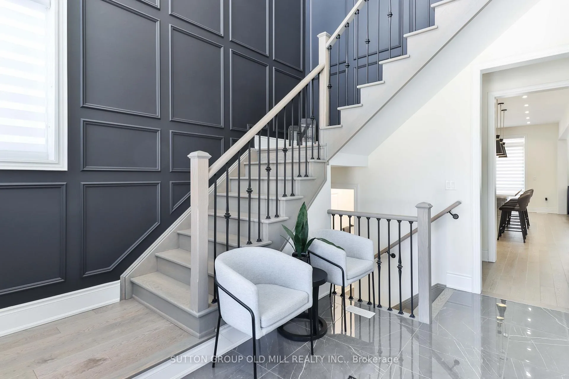 Photo 4 of 17 Bellefond Street, Vaughan, Kleinburg — HOMEH