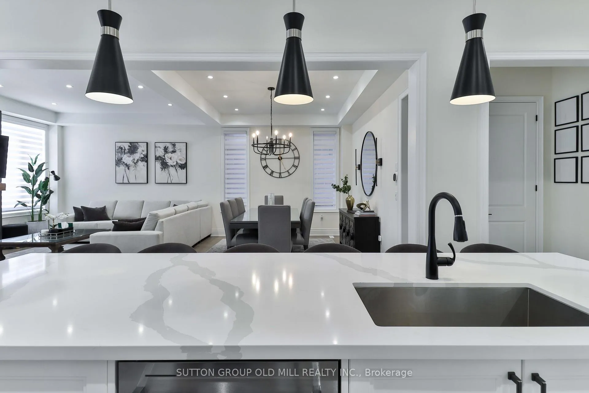 Photo 13 of 17 Bellefond Street, Vaughan, Kleinburg — HOMEH