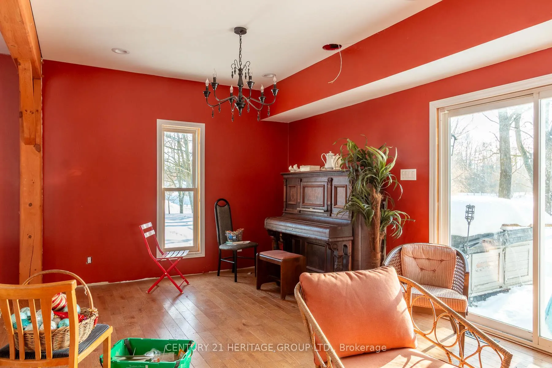 Photo 8 of 797177 East Back Line, Chatsworth — HOMEH