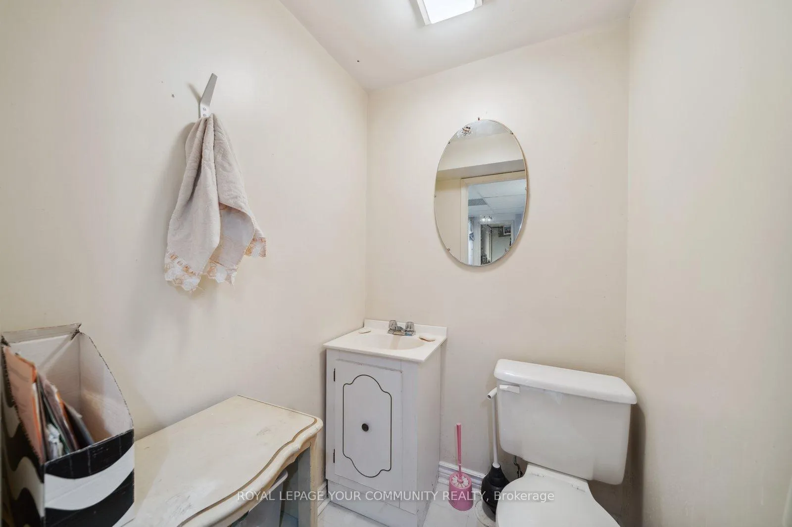 Photo 25 of 154 Lisa Crescent, Vaughan, Crestwood-Springfarm-Yorkhill — HOMEH