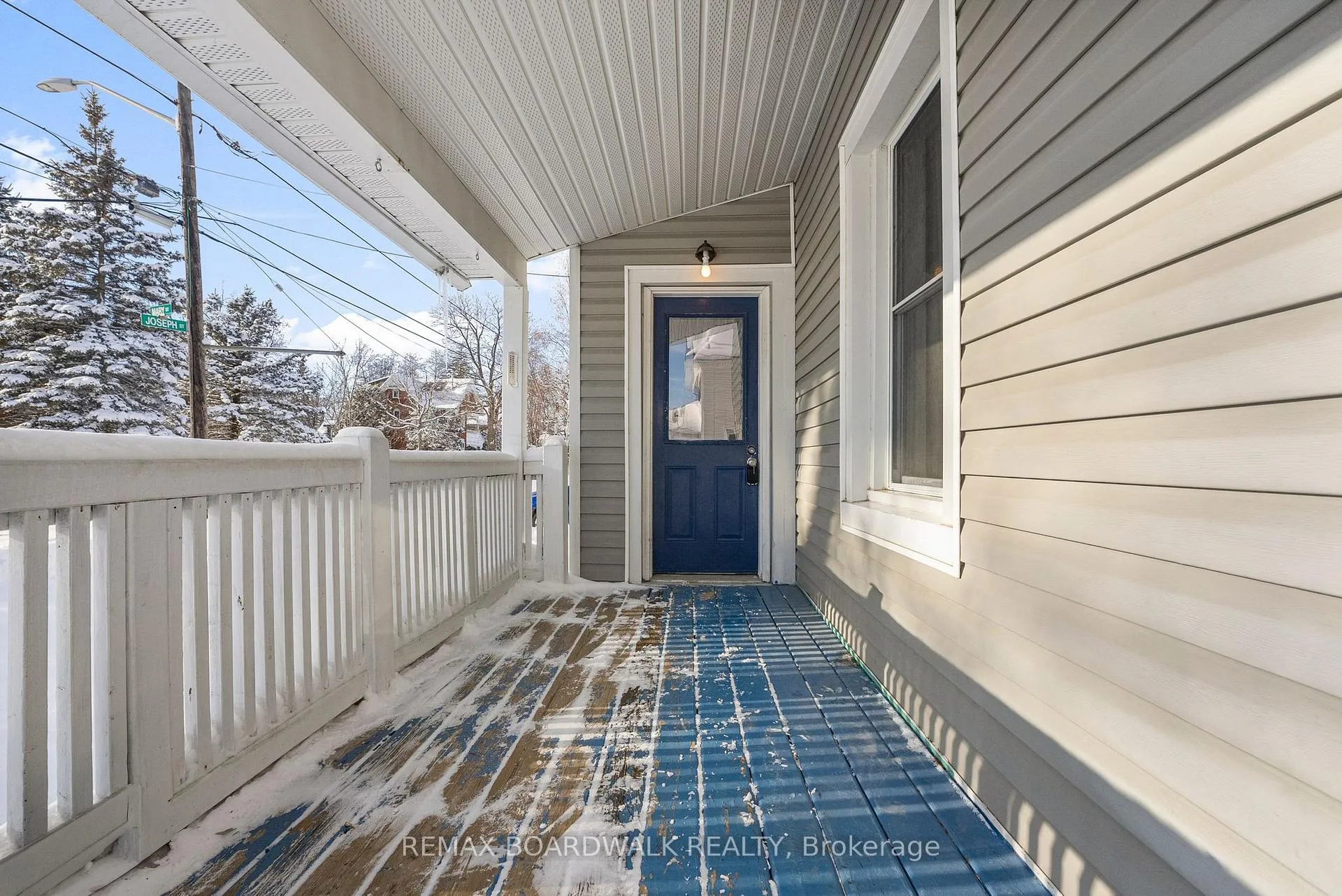 Photo 3 of 307 Joseph Street, North Grenville, Kemptville — HOMEH