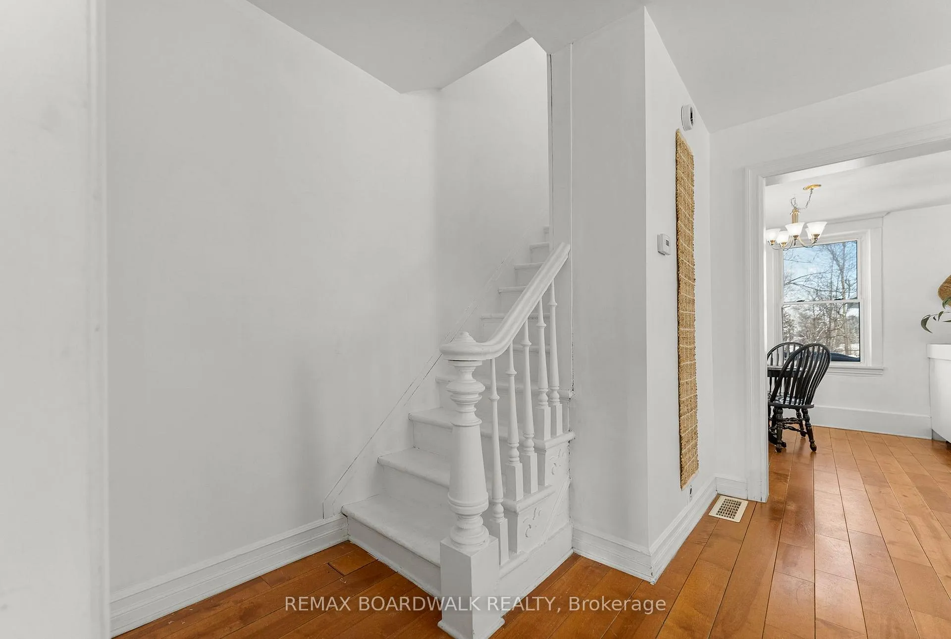 Photo 6 of 307 Joseph Street, North Grenville, Kemptville — HOMEH