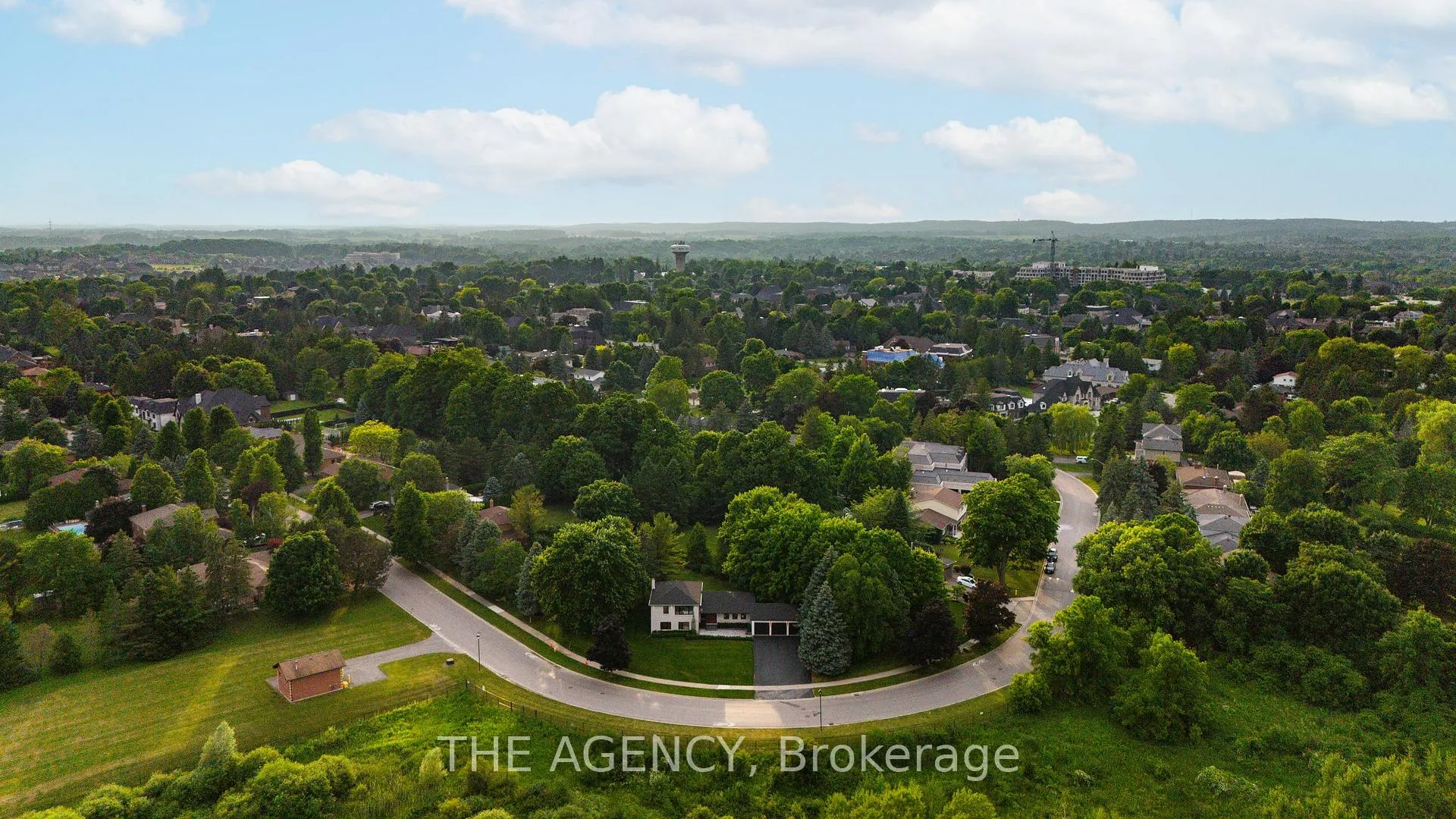 Photo 37 of 34 Burton Grove, King, King City — HOMEH