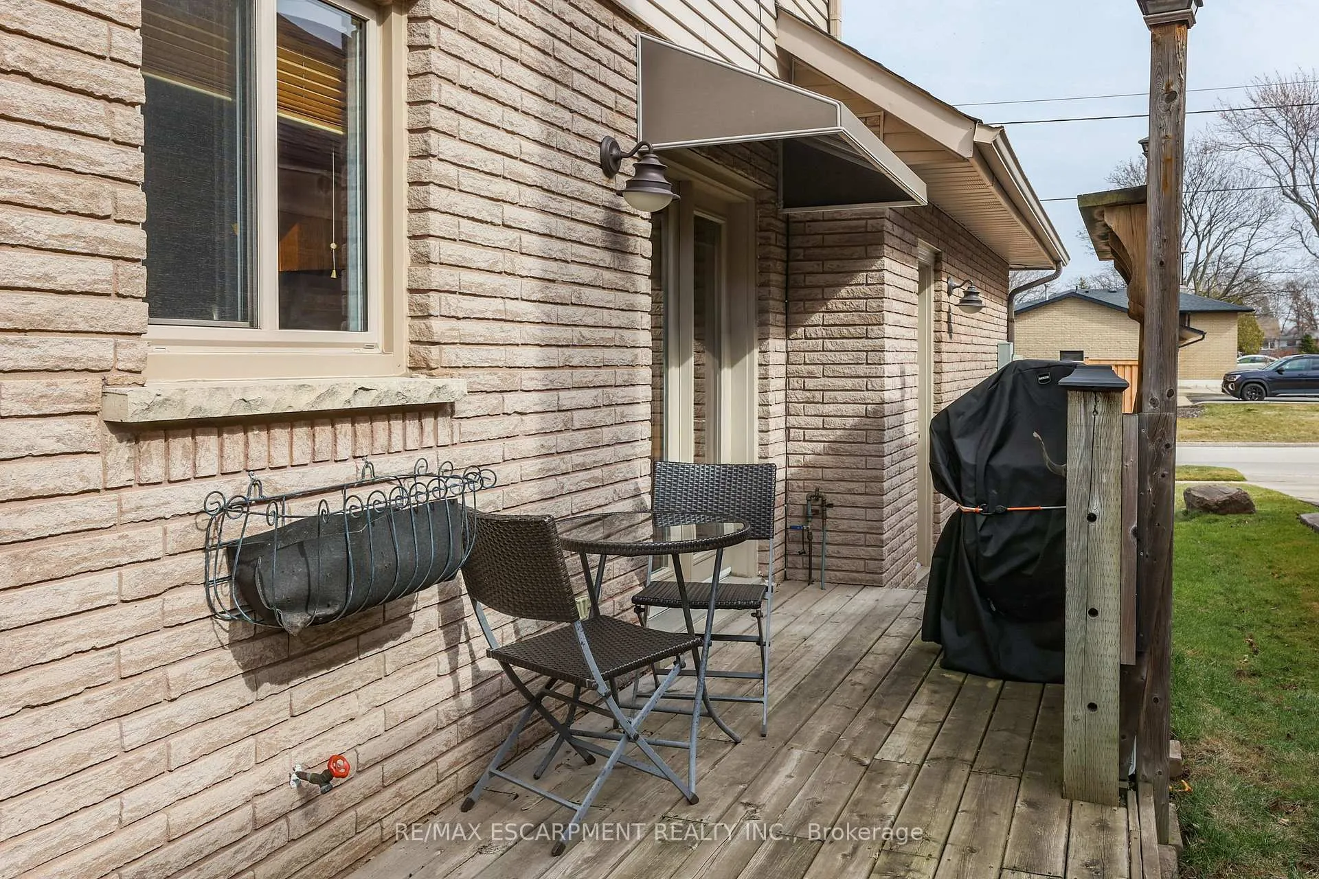 Photo 14 of 1 Shoreline Crescent, Grimsby, Grimsby Beach — HOMEH