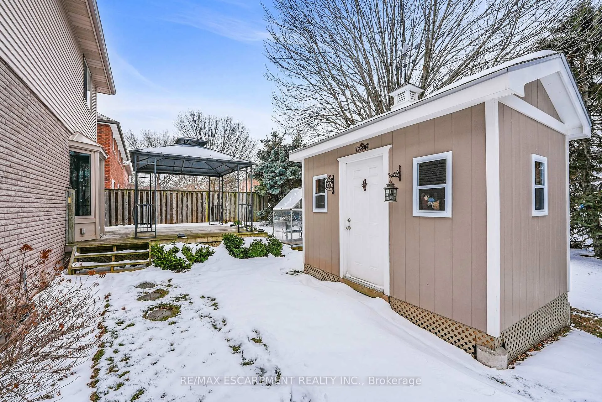 Photo 36 of 1 Shoreline Crescent, Grimsby, Grimsby Beach — HOMEH