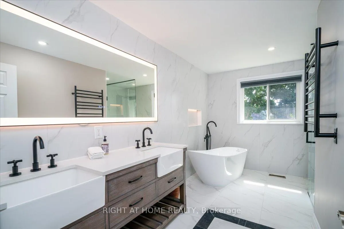 Photo 18 of 533 Braeburn Crescent, Pickering, Amberlea — HOMEH