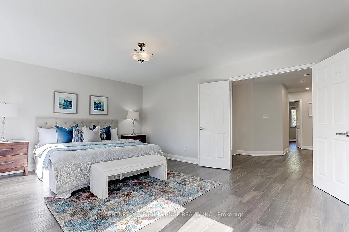Photo 32 of 71 Robert Attersley Drive E, Whitby, Taunton North — HOMEH
