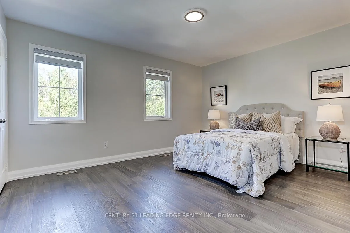 Photo 37 of 71 Robert Attersley Drive E, Whitby, Taunton North — HOMEH