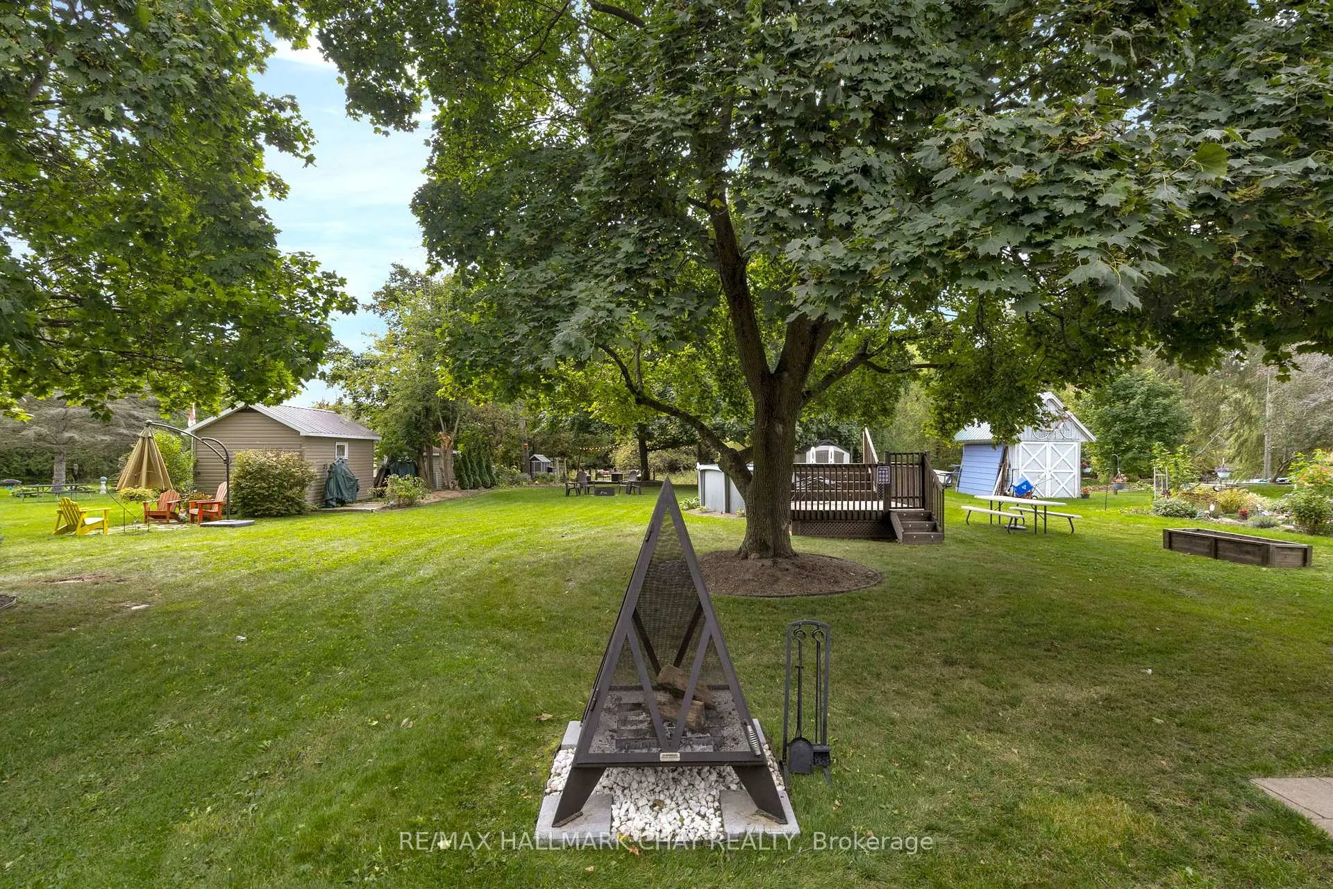 Photo 24 of 39 Elizabeth Street W, Clearview, Creemore — HOMEH
