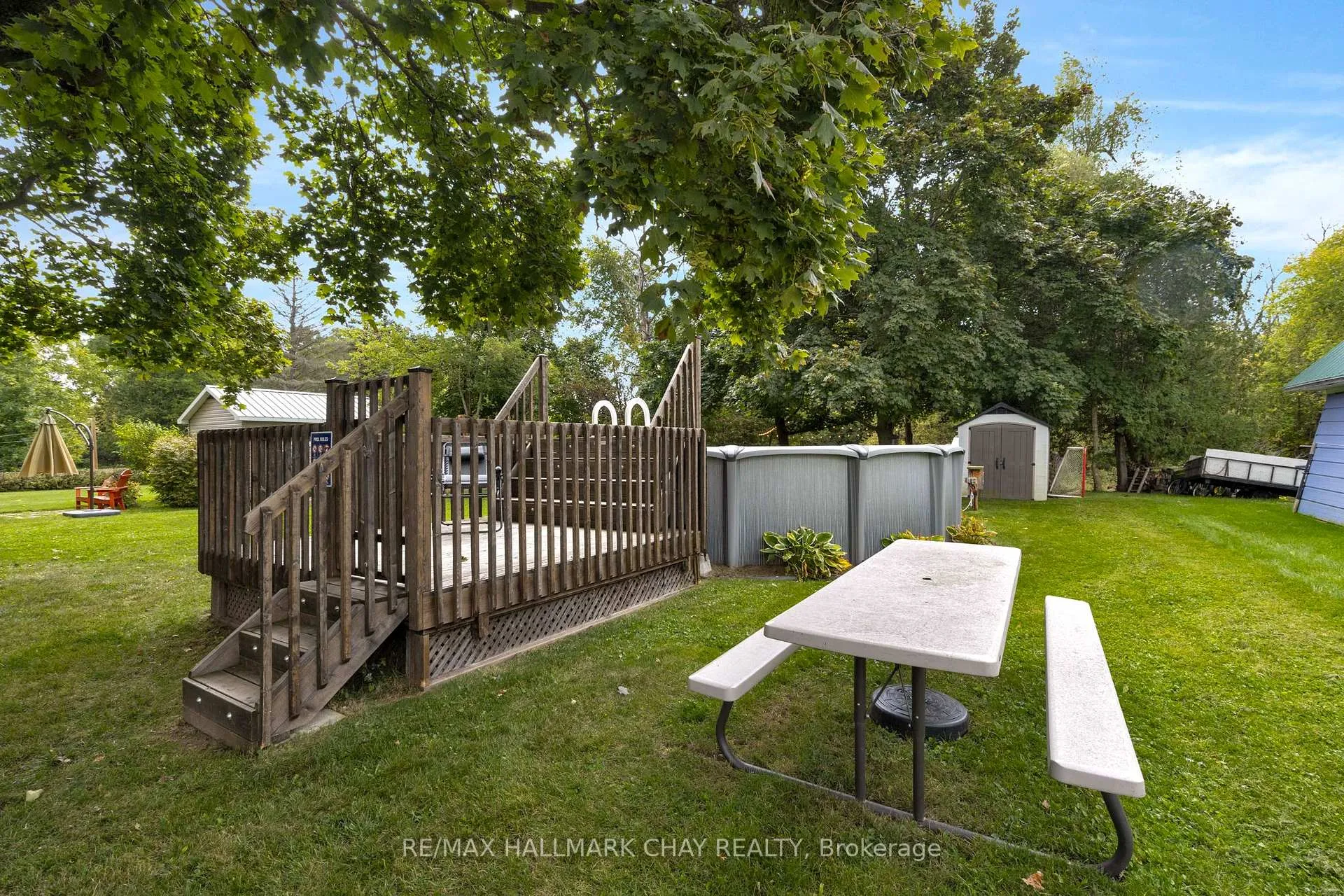 Photo 25 of 39 Elizabeth Street W, Clearview, Creemore — HOMEH