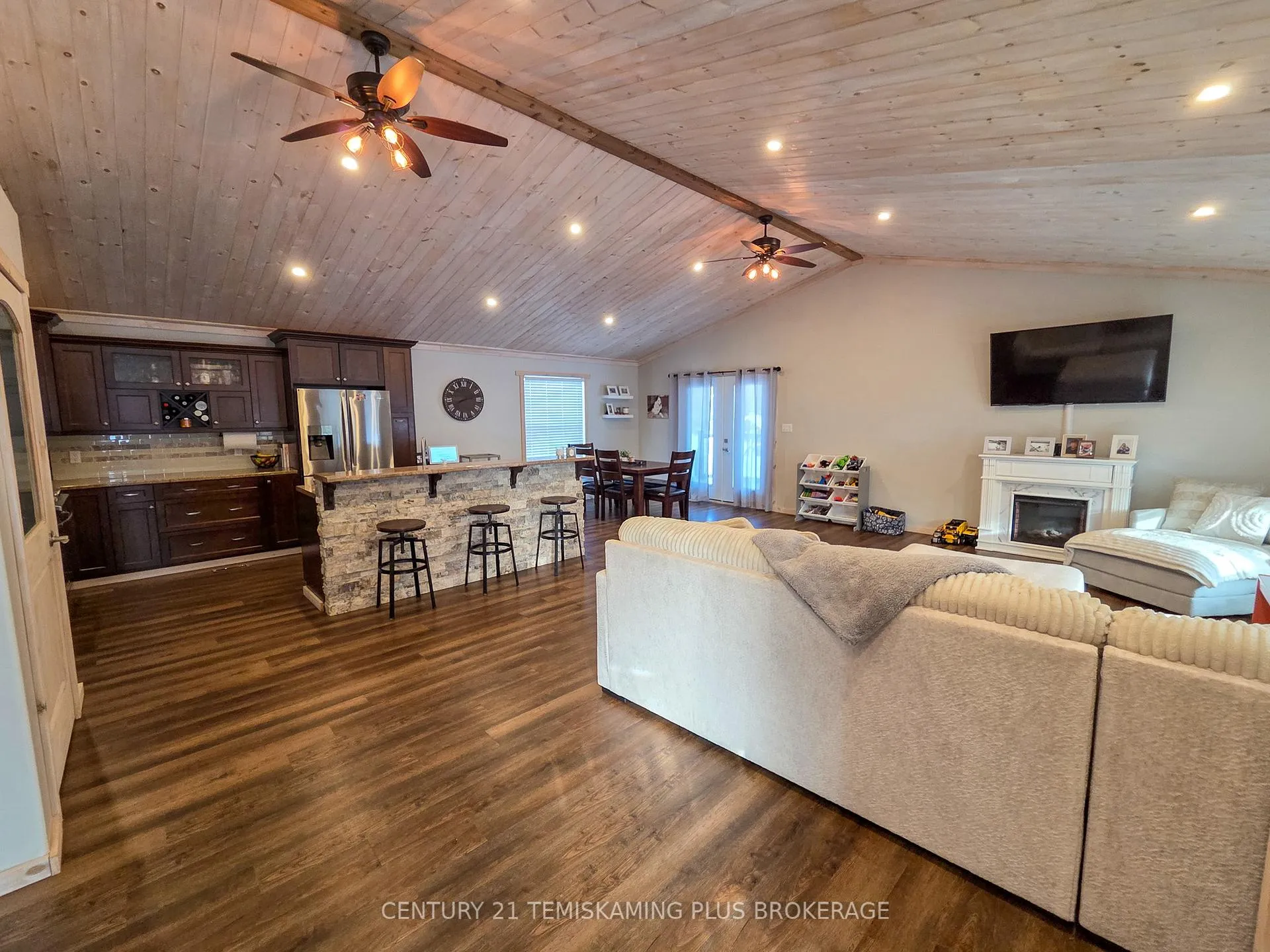 Photo 5 of 22 Amy Street, Englehart, Central Timiskaming — HOMEH