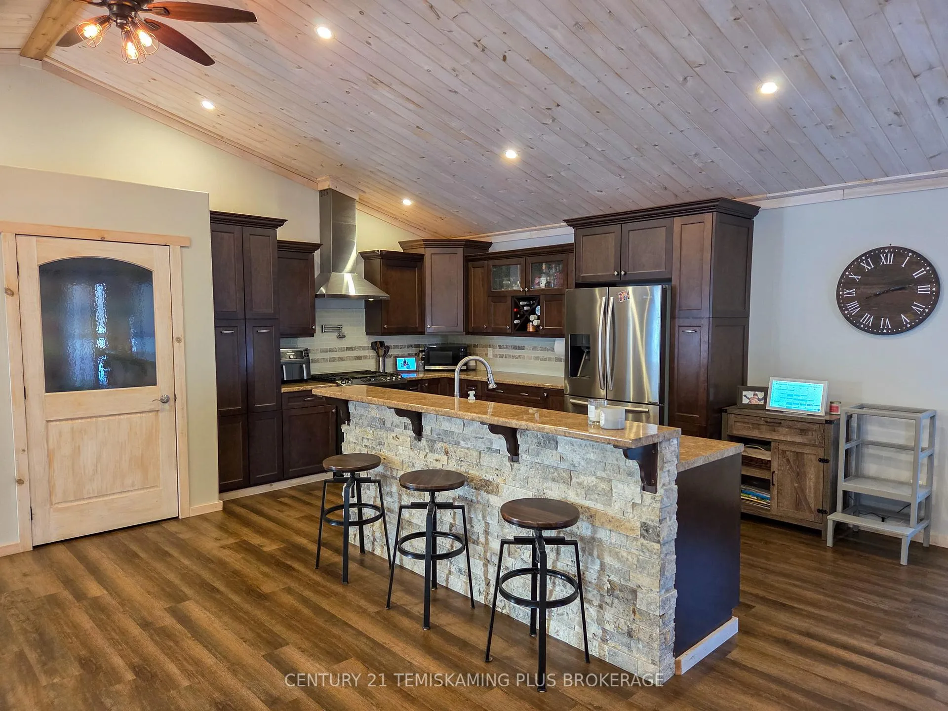 Photo 6 of 22 Amy Street, Englehart, Central Timiskaming — HOMEH