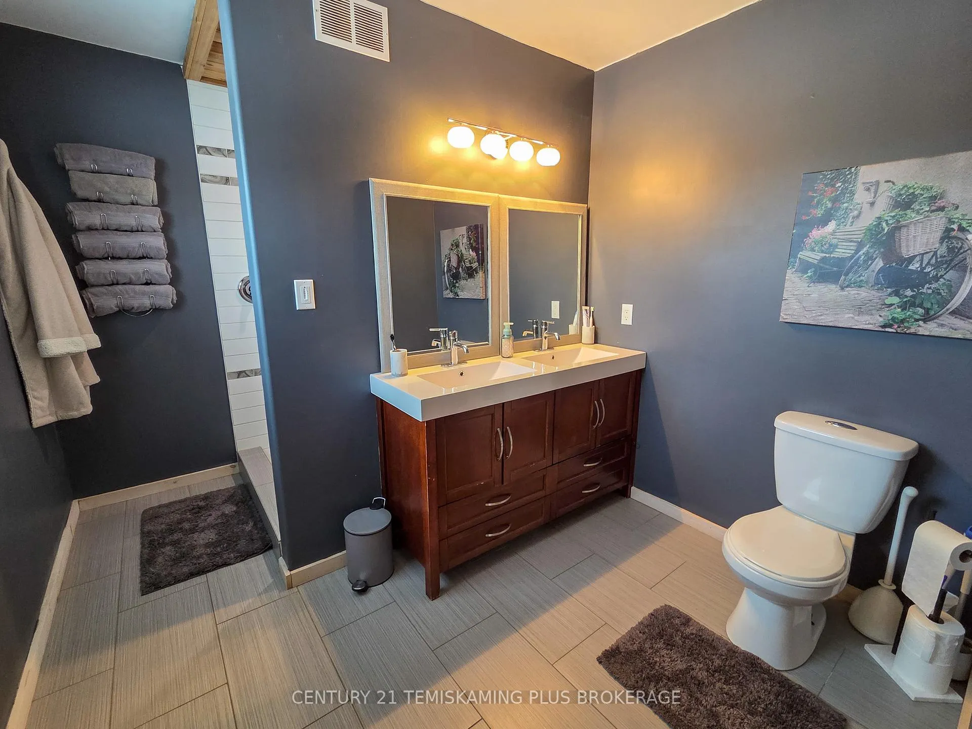 Photo 23 of 22 Amy Street, Englehart, Central Timiskaming — HOMEH
