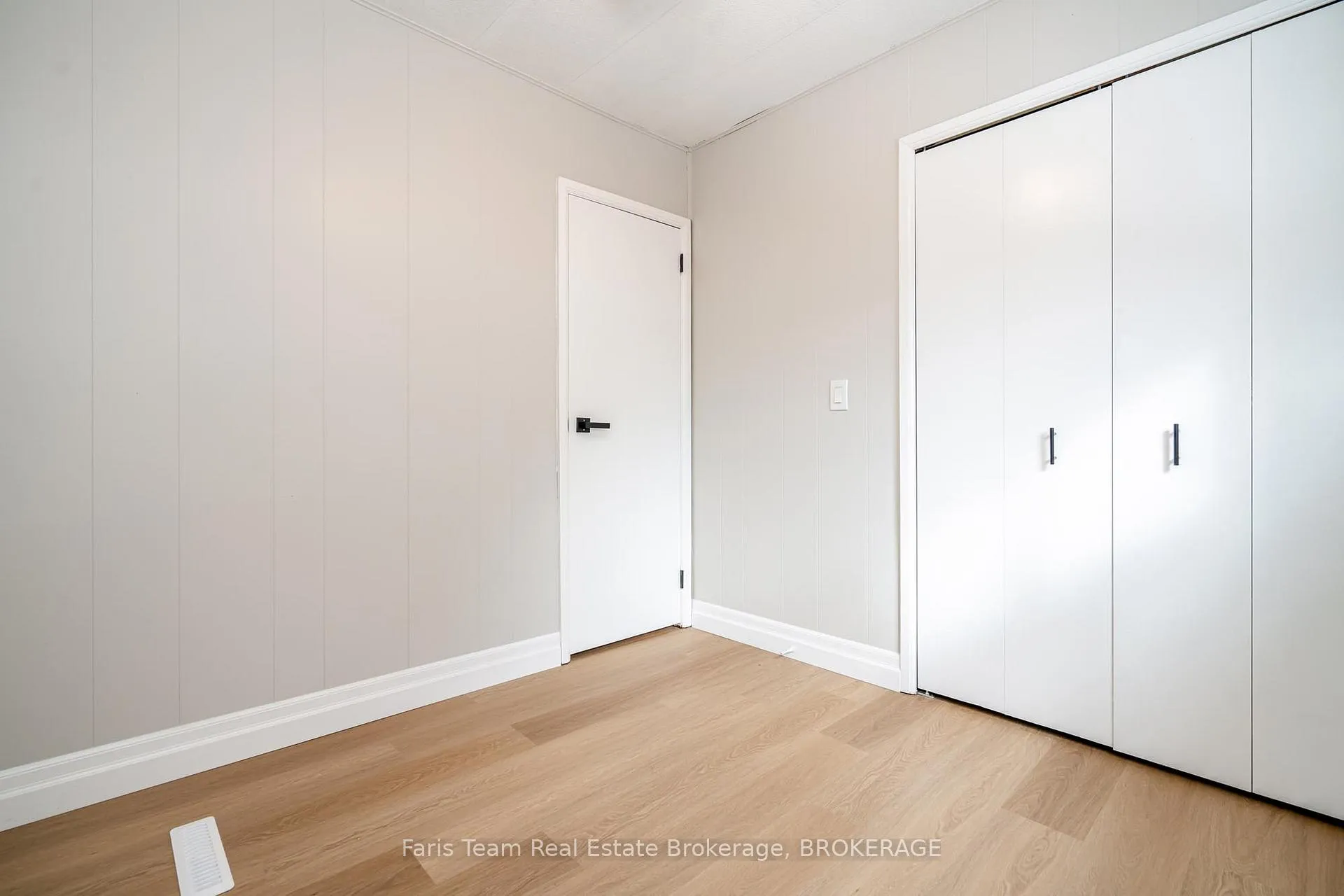 Photo 19 of Unit #41, 525 Midland Point Road, Midland — HOMEH