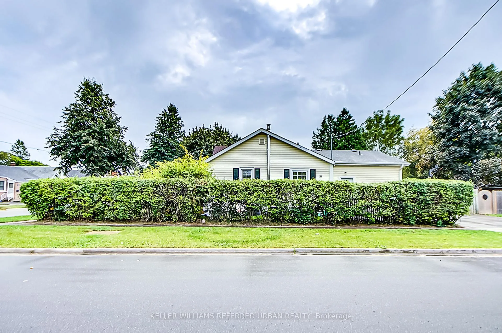 Photo 27 of 242 Oshawa Boulevard S, Oshawa, Central — HOMEH