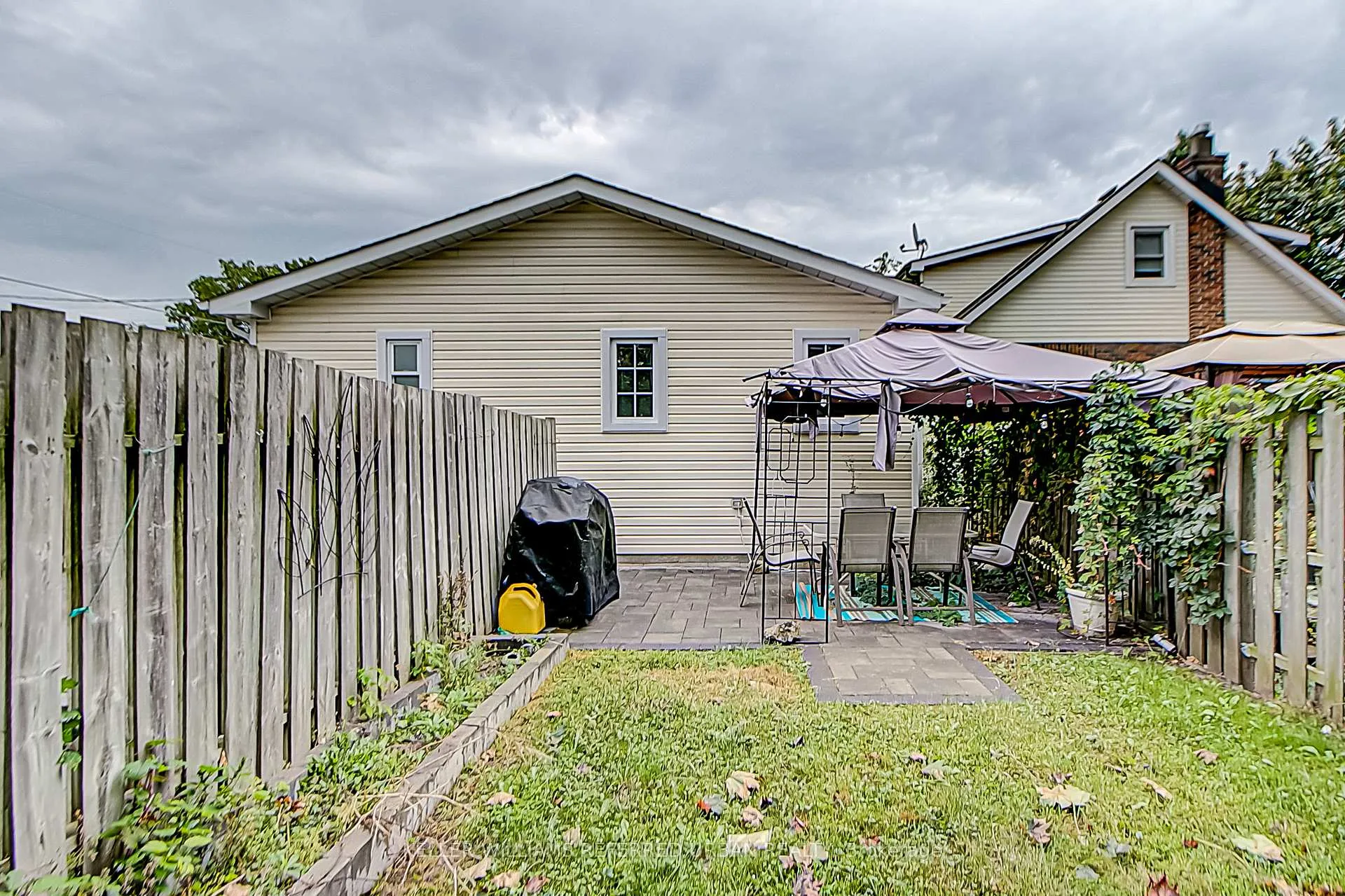 Photo 33 of 242 Oshawa Boulevard S, Oshawa, Central — HOMEH
