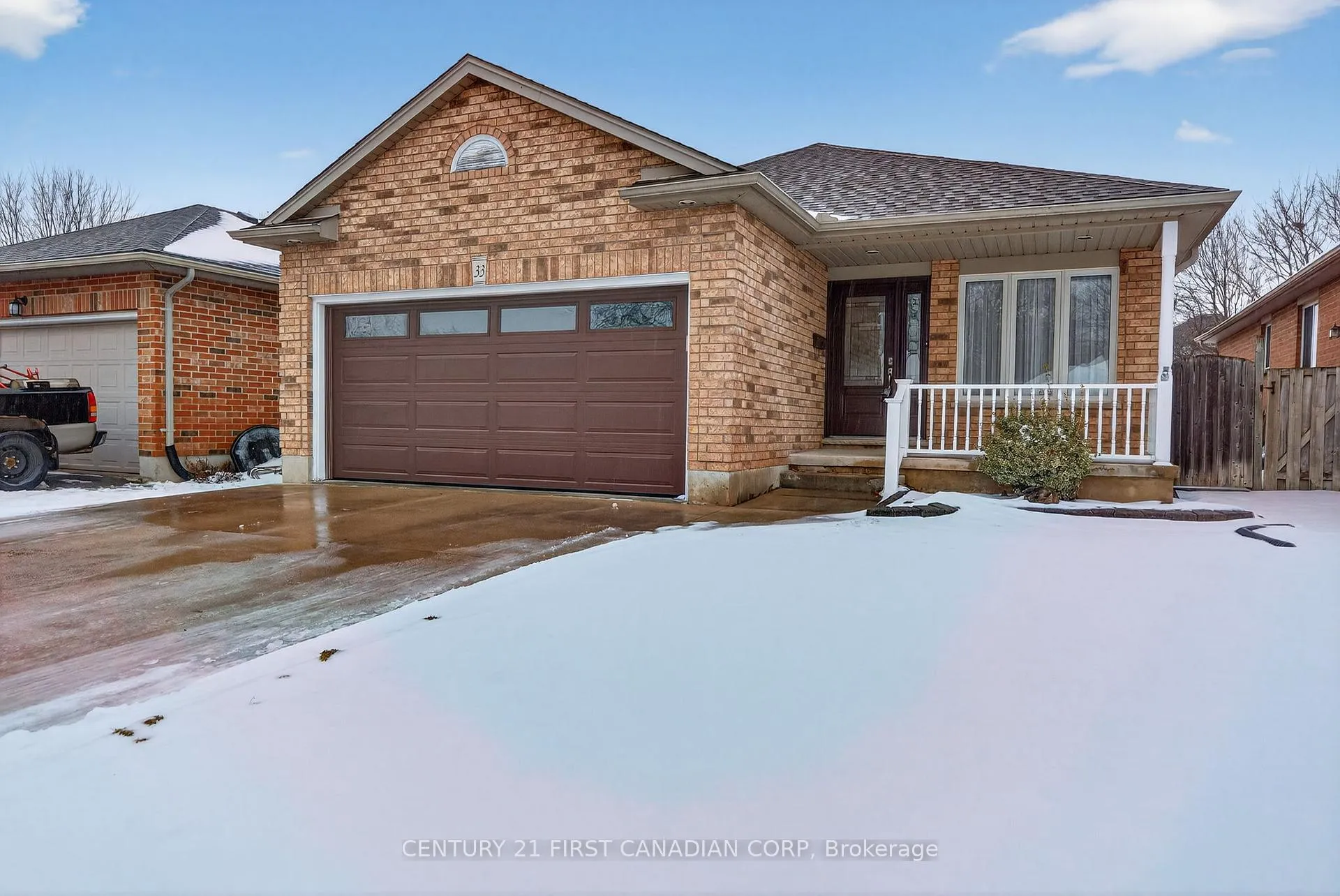 Photo 1 of 33 Juniper Crescent, Strathroy-Caradoc, SE — HOMEH