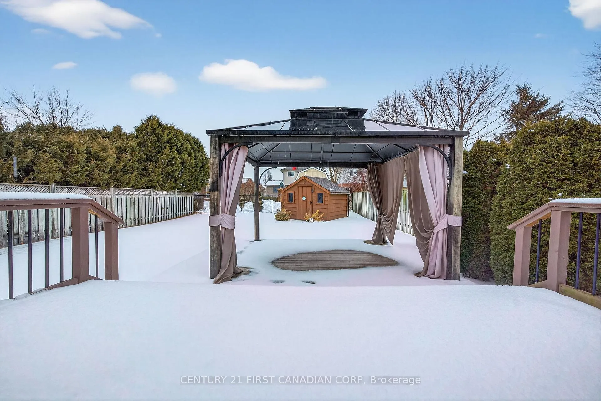 Photo 25 of 33 Juniper Crescent, Strathroy-Caradoc, SE — HOMEH