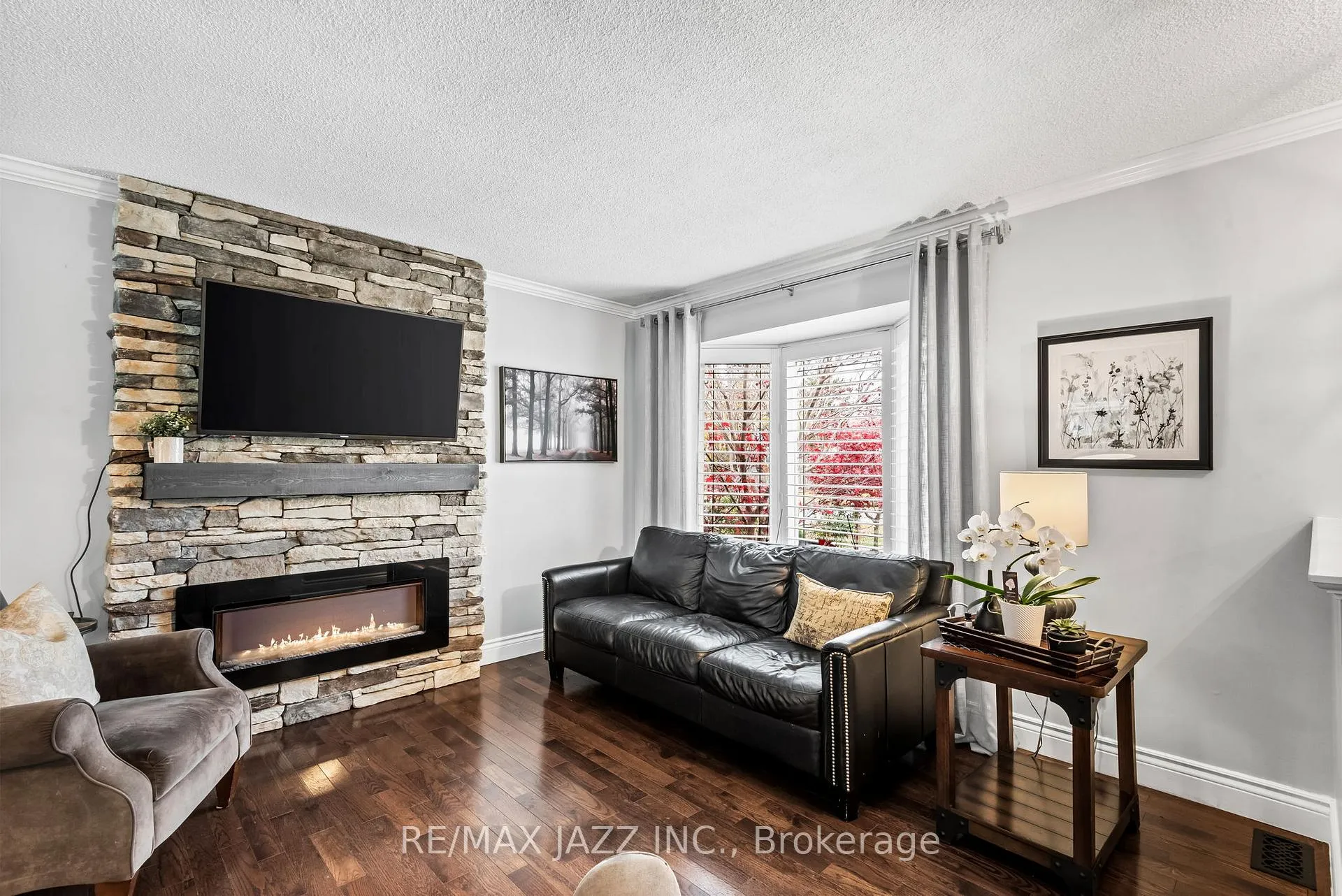 Photo 8 of 23 Pilkington Crescent, Whitby, Pringle Creek — HOMEH
