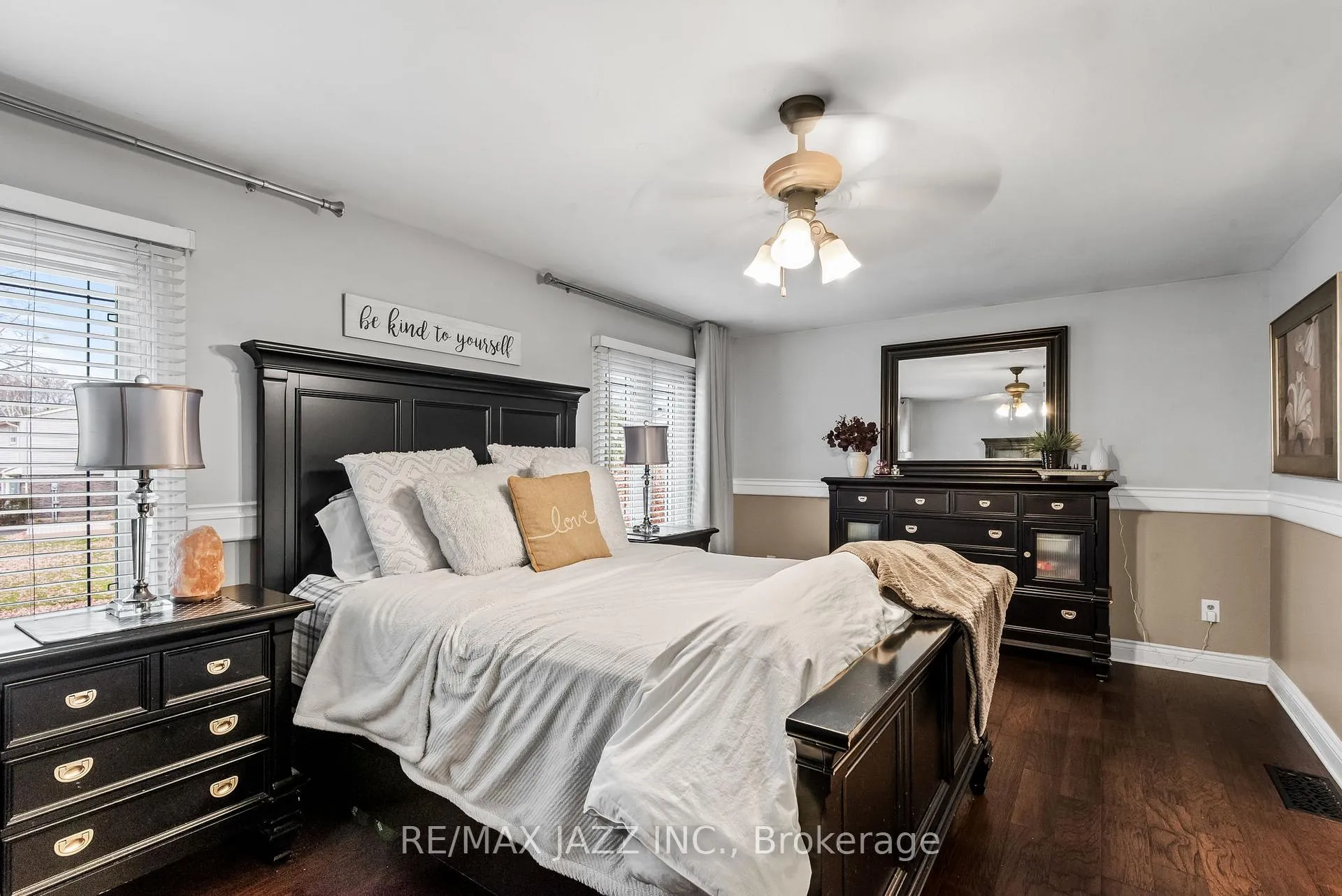 Photo 18 of 23 Pilkington Crescent, Whitby, Pringle Creek — HOMEH