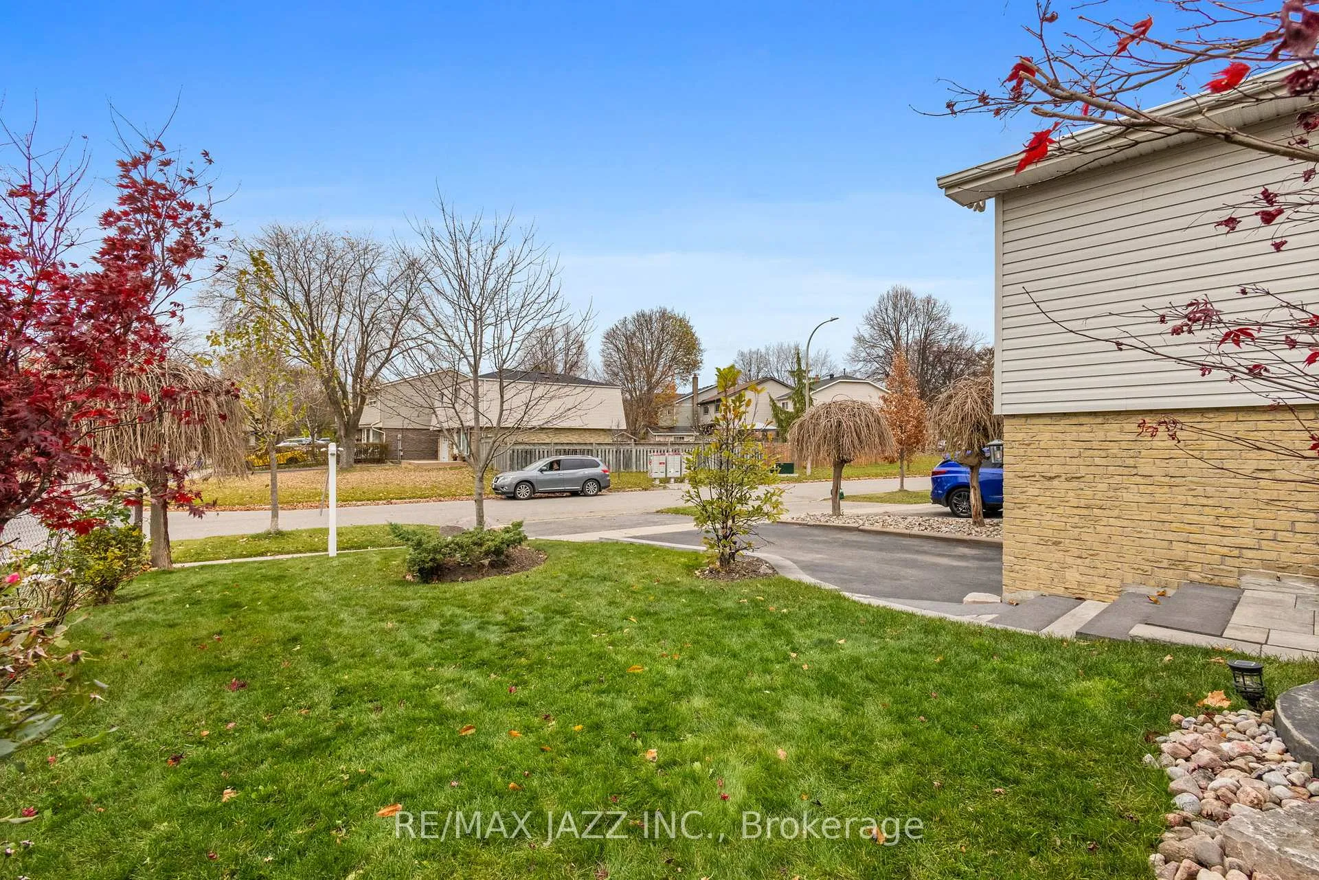 Photo 38 of 23 Pilkington Crescent, Whitby, Pringle Creek — HOMEH