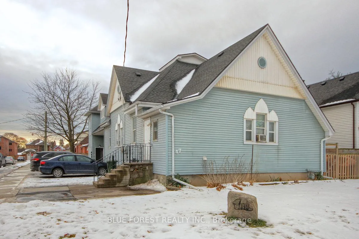 Photo 3 of 47 Forest Avenue, St. Thomas — HOMEH