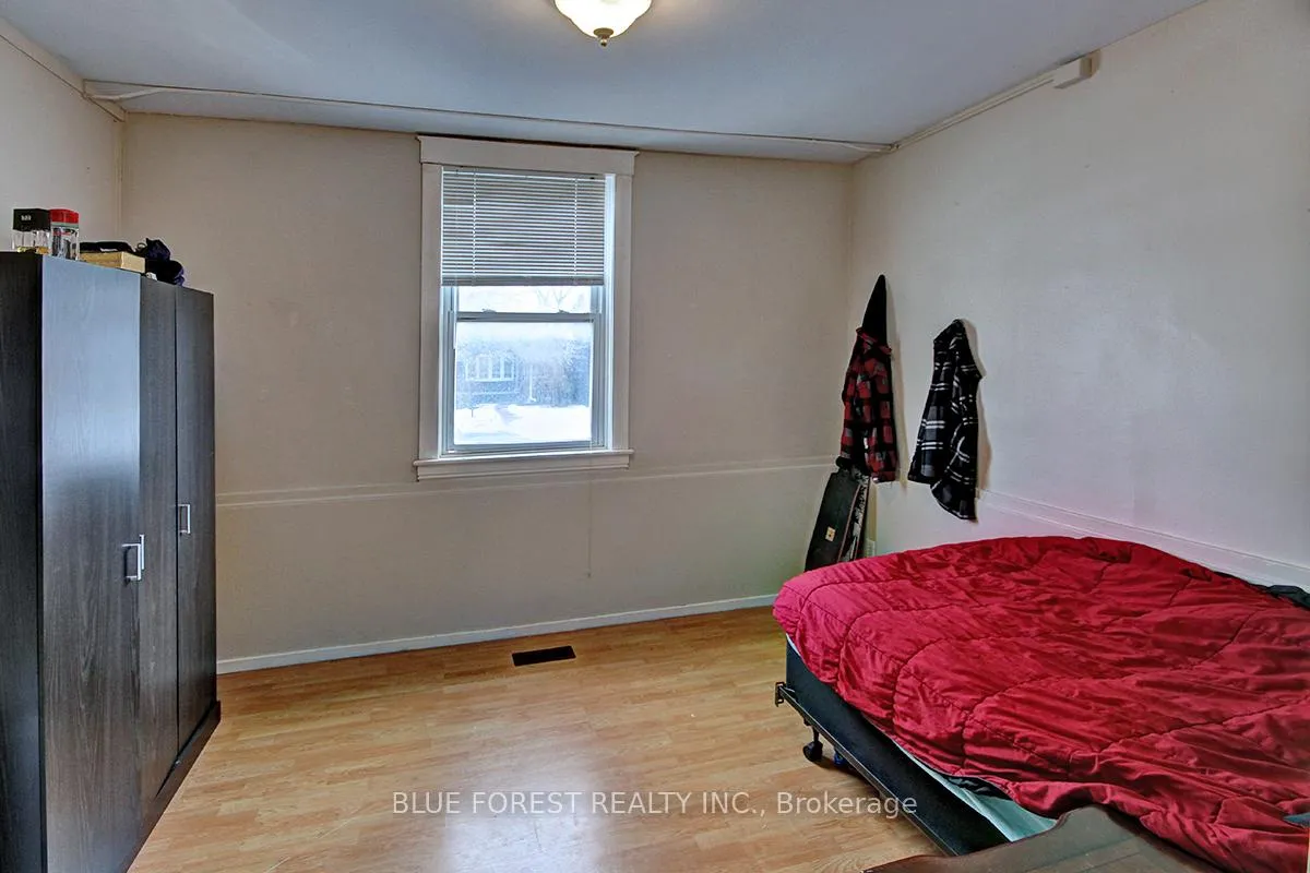 Photo 14 of 47 Forest Avenue, St. Thomas — HOMEH
