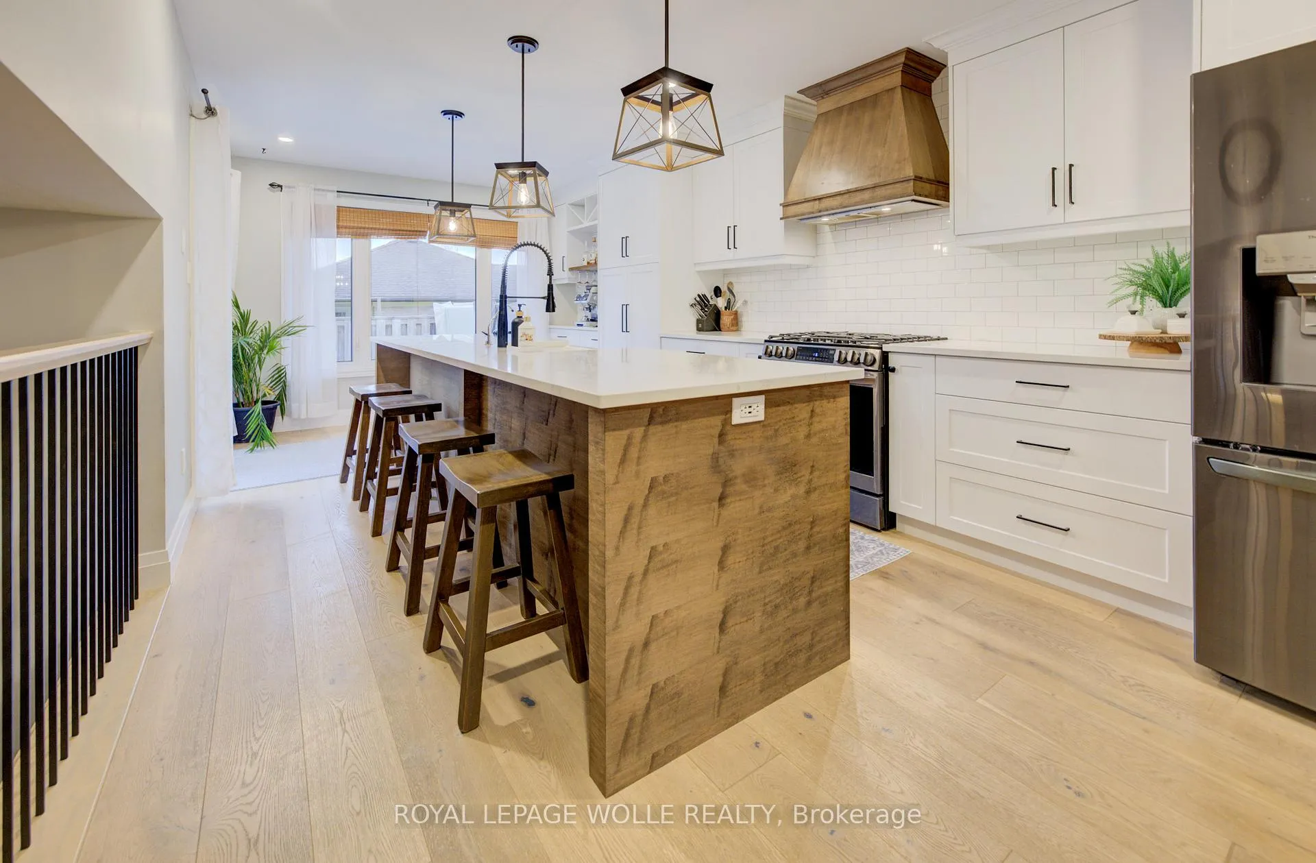 Photo 16 of 1 Edgewood Court, Wellesley — HOMEH