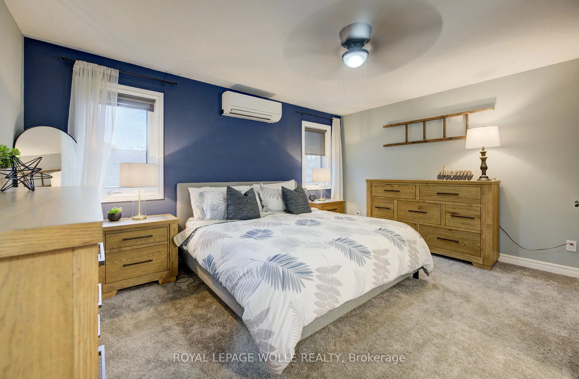 Photo 21 of 1 Edgewood Court, Wellesley — HOMEH