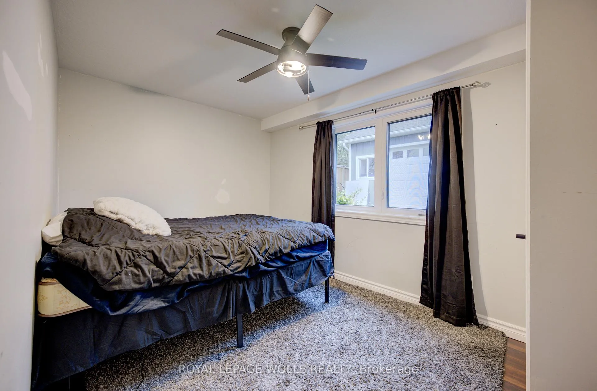 Photo 33 of 1 Edgewood Court, Wellesley — HOMEH