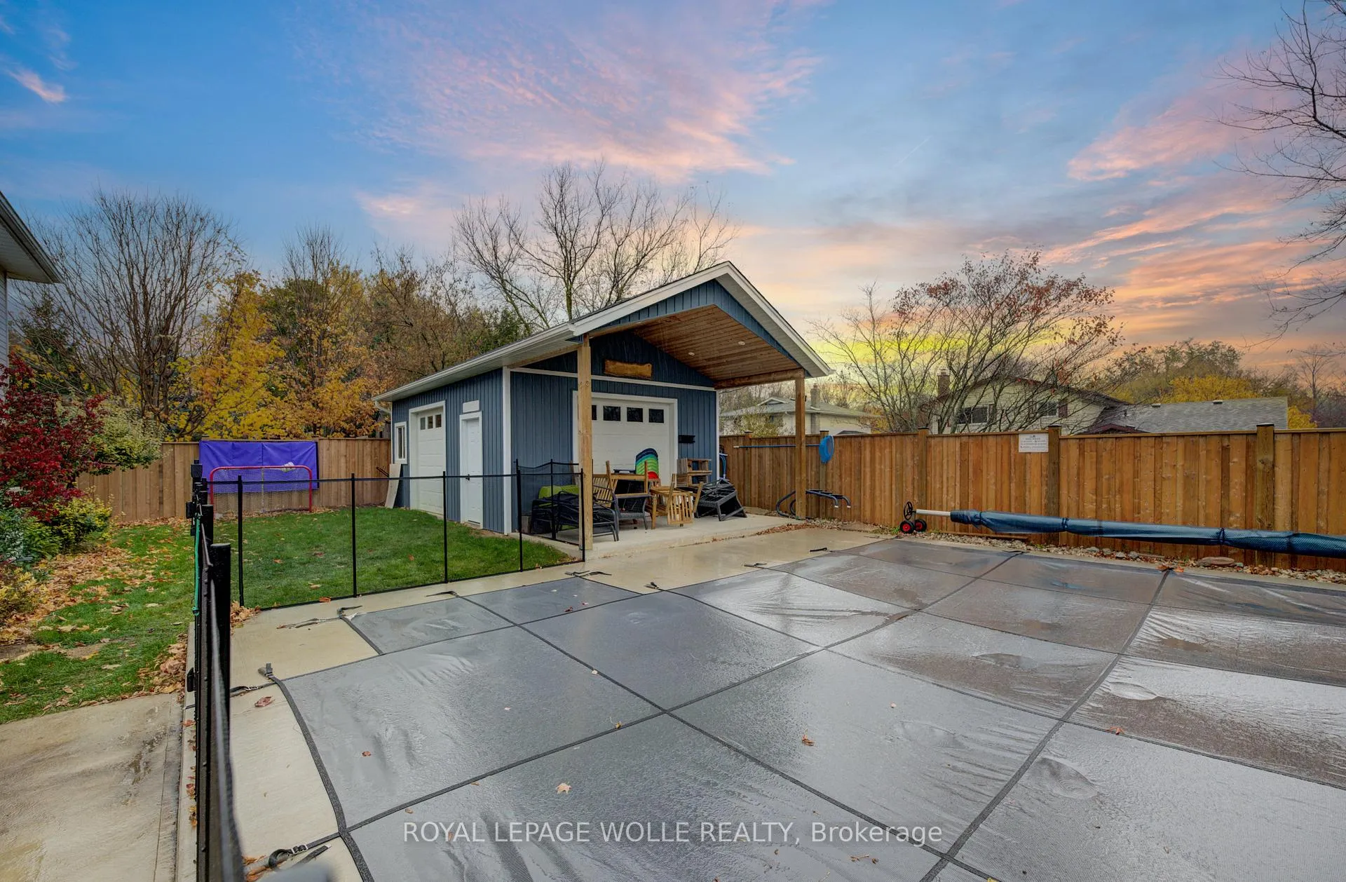 Photo 39 of 1 Edgewood Court, Wellesley — HOMEH