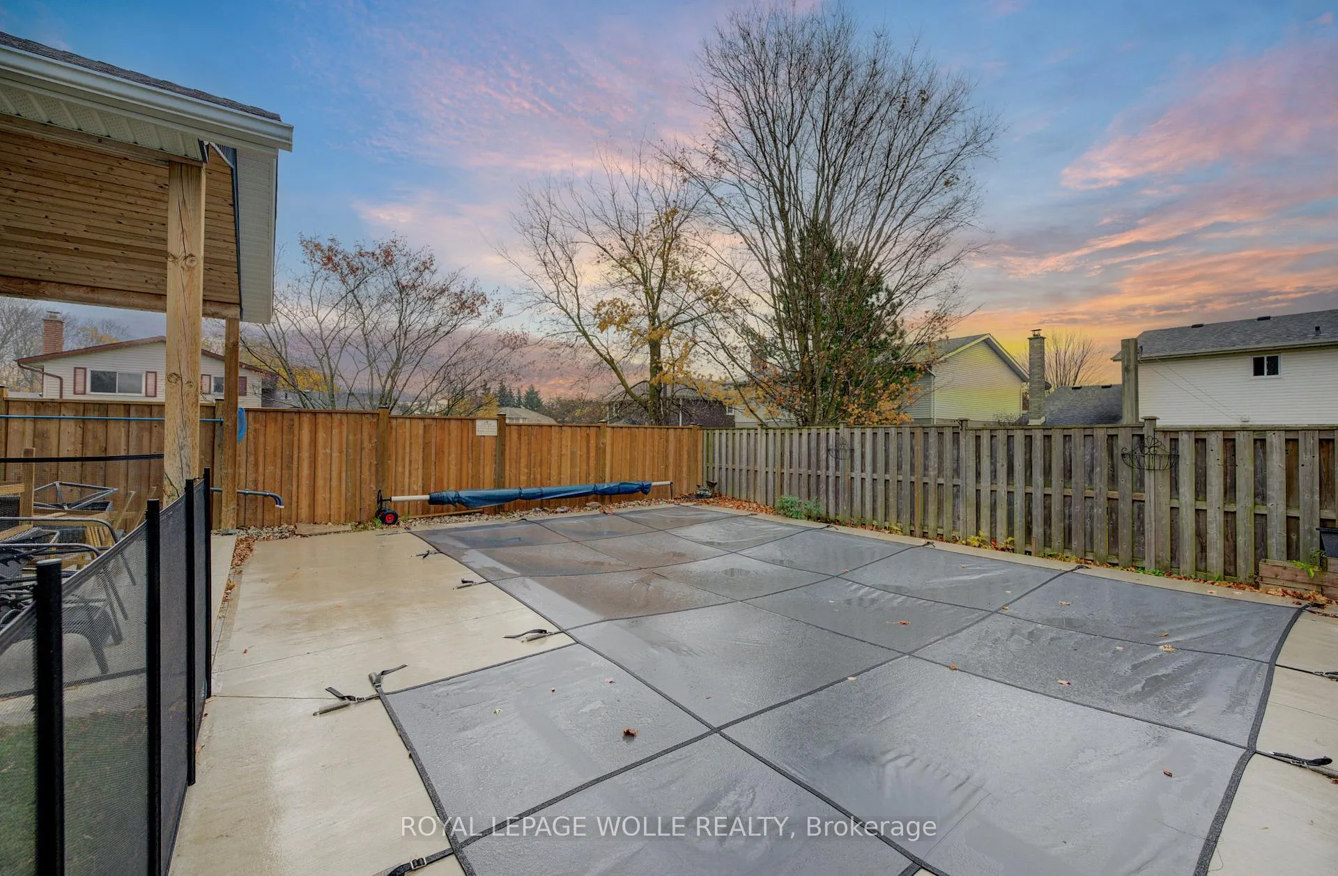 Photo 40 of 1 Edgewood Court, Wellesley — HOMEH