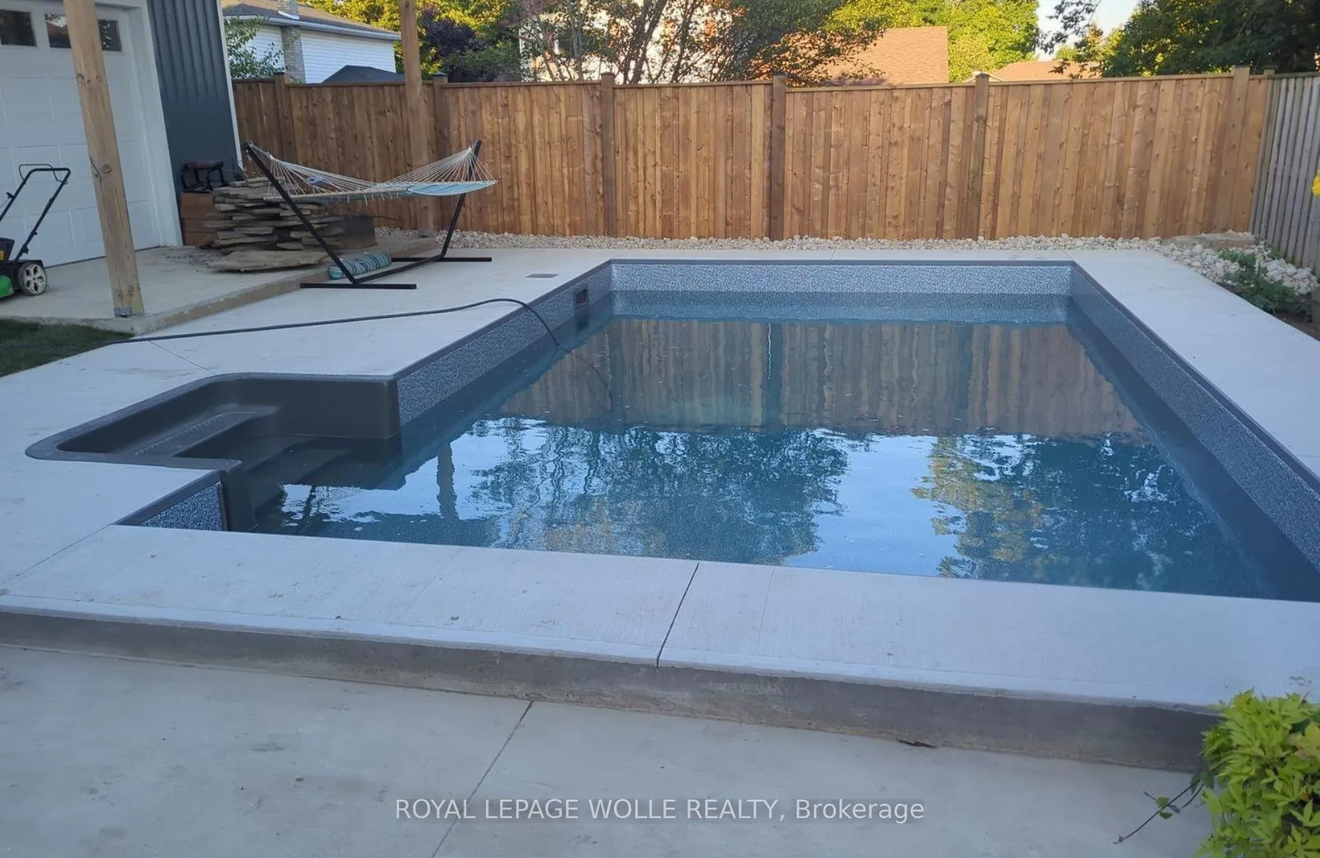 Photo 42 of 1 Edgewood Court, Wellesley — HOMEH