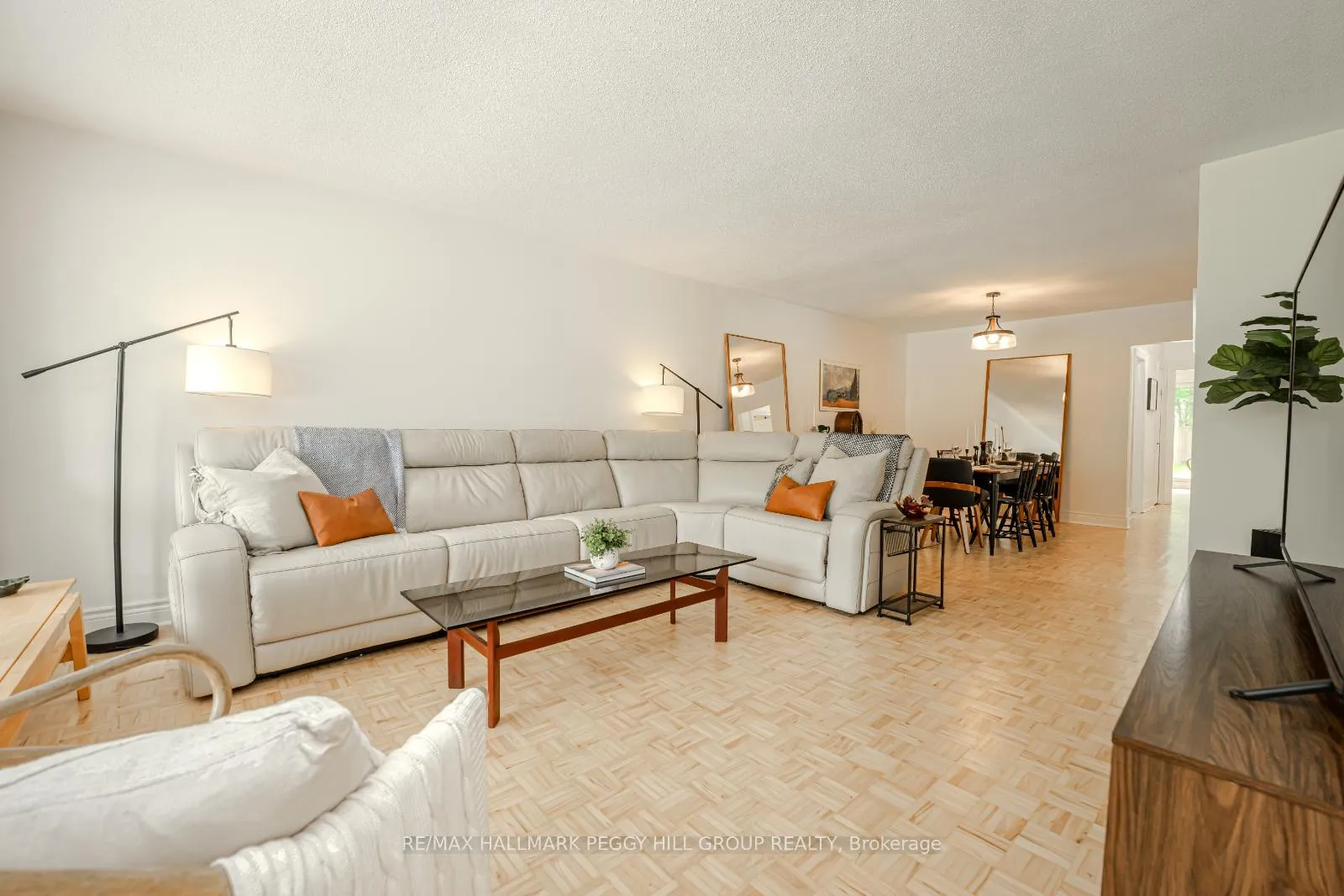 Photo 8 of 26A Lount Street, Barrie, Wellington — HOMEH