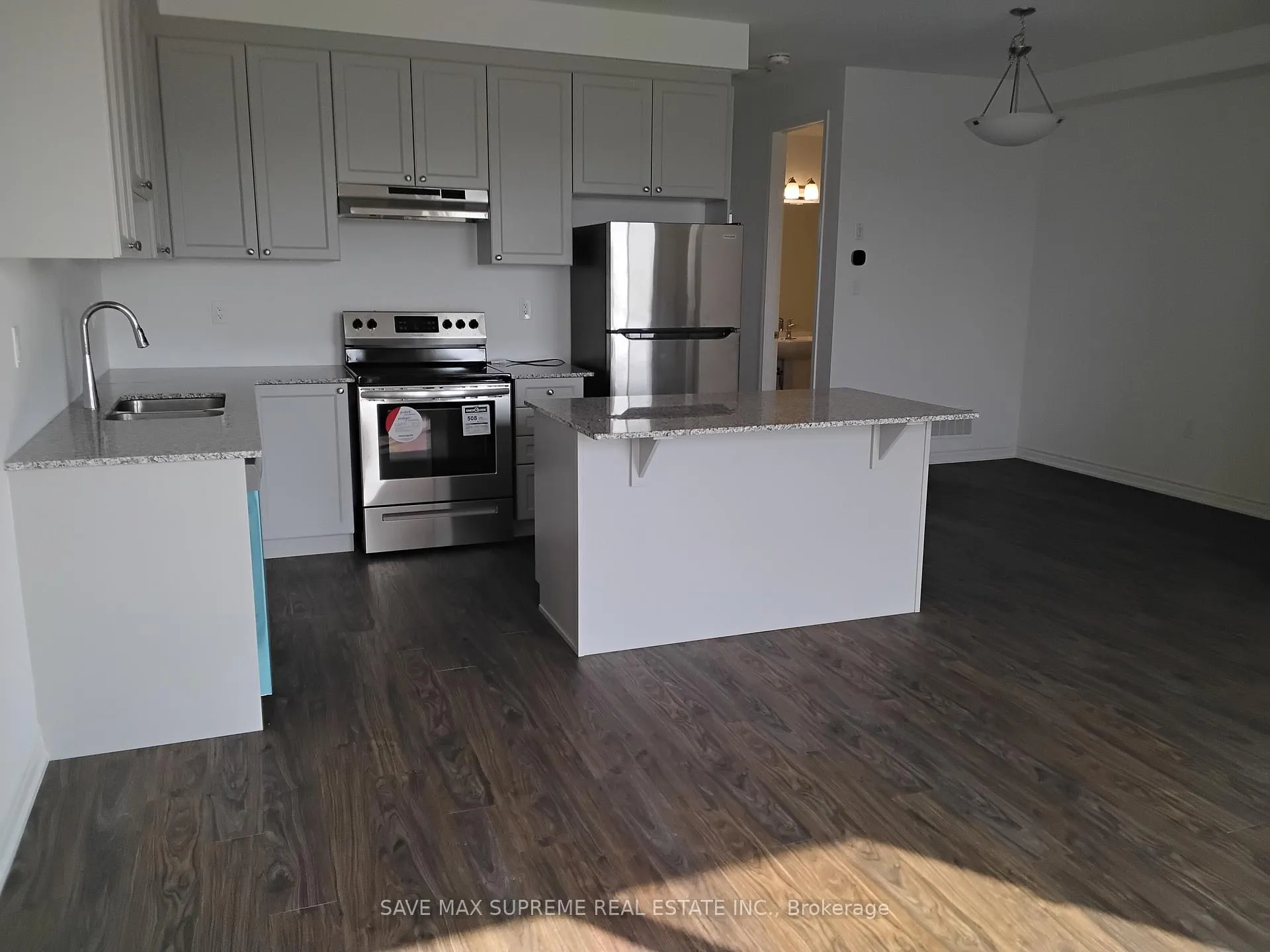 Photo 2 of 68 Forestwalk Street, Kitchener — HOMEH