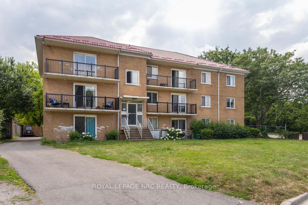 Photo 4 of Unit Unit 301, 14 John Street, Grimsby, Grimsby East — HOMEH