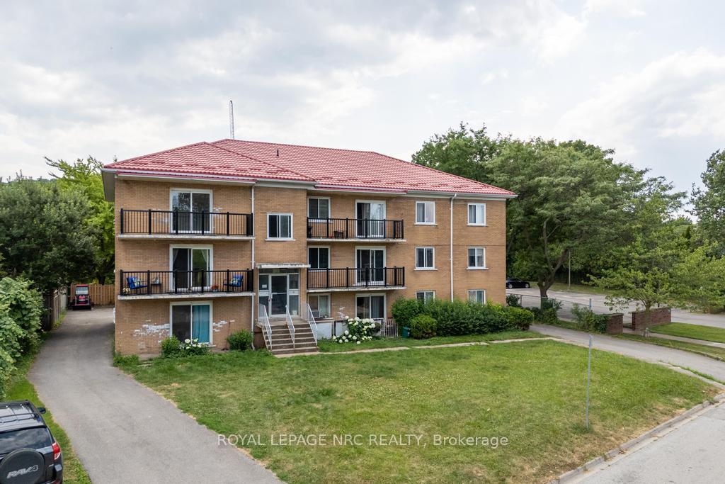 Photo 5 of Unit Unit 301, 14 John Street, Grimsby, Grimsby East — HOMEH