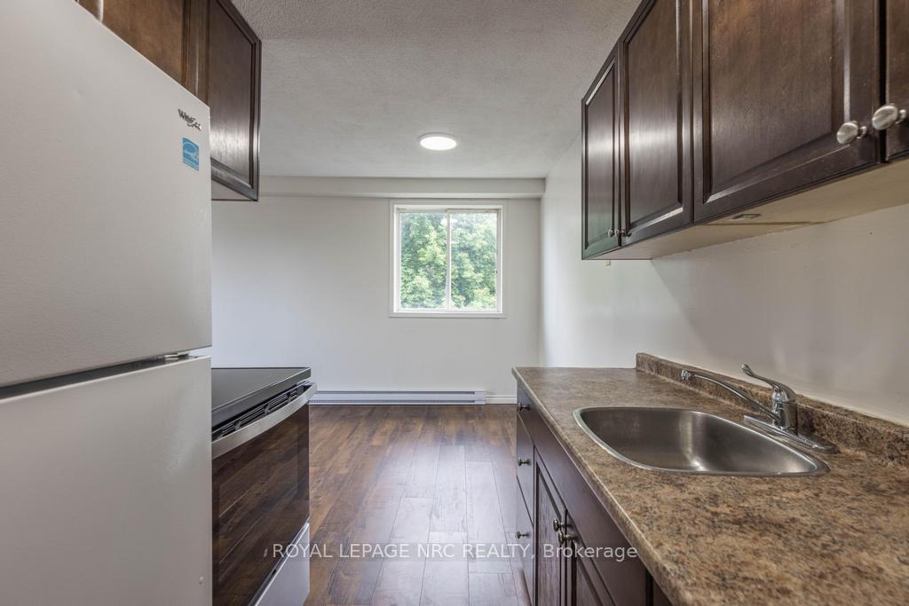 Photo 11 of Unit Unit 301, 14 John Street, Grimsby, Grimsby East — HOMEH
