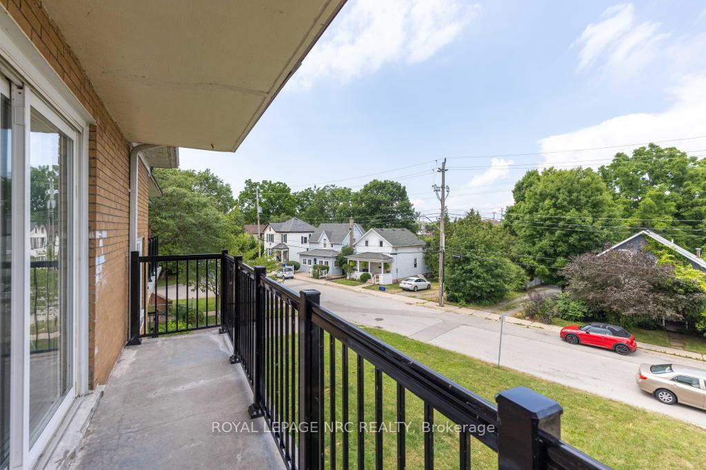 Photo 16 of Unit Unit 301, 14 John Street, Grimsby, Grimsby East — HOMEH
