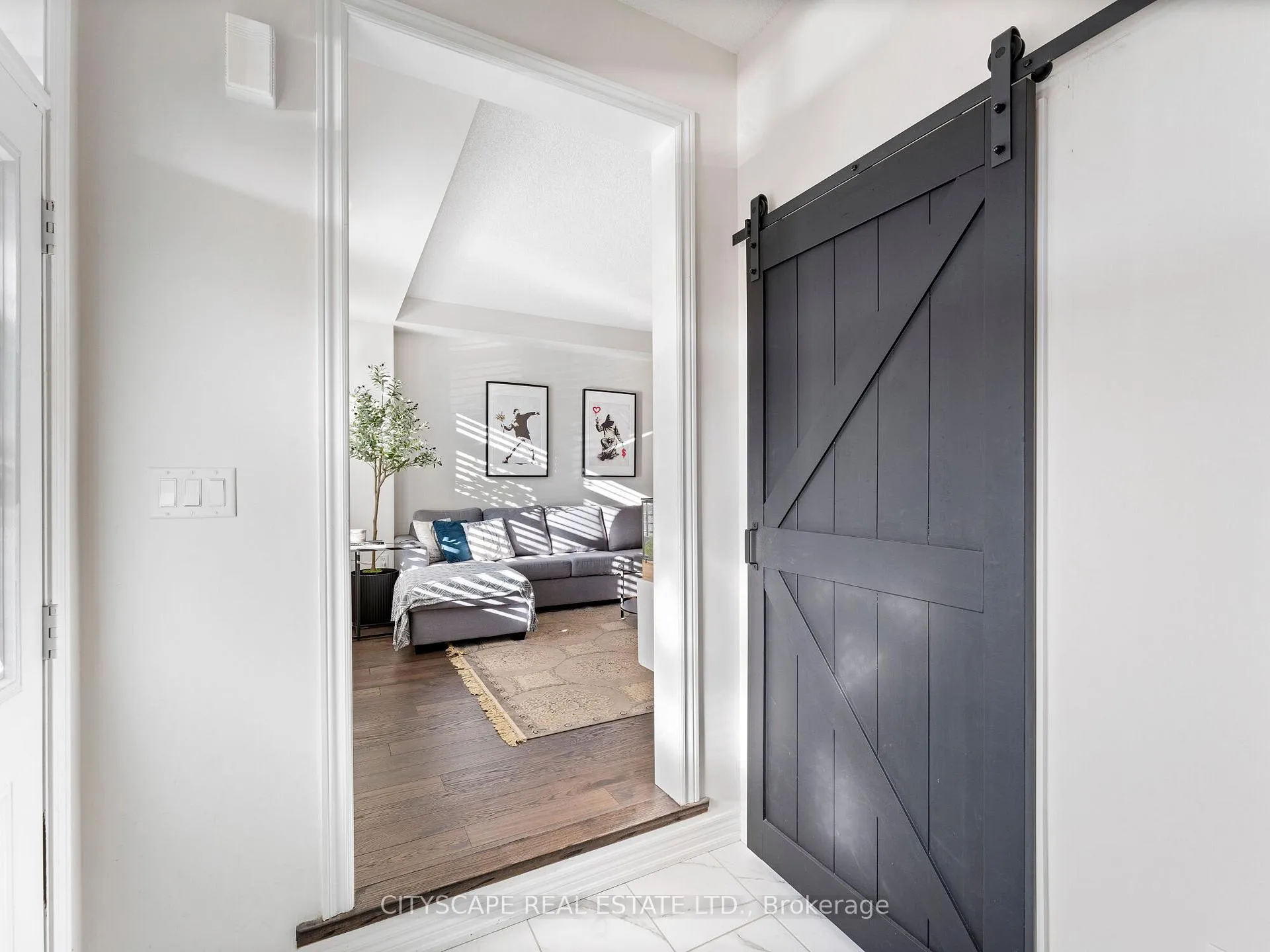 Photo 4 of 24 Hahn Street, Whitby, Williamsburg — HOMEH