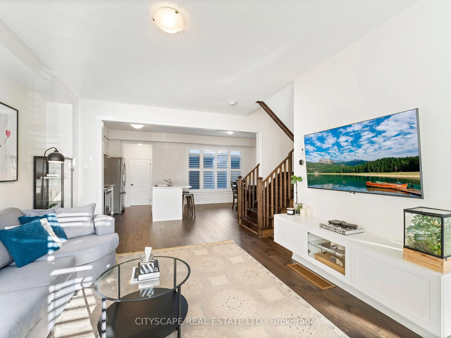 Photo 5 of 24 Hahn Street, Whitby, Williamsburg — HOMEH